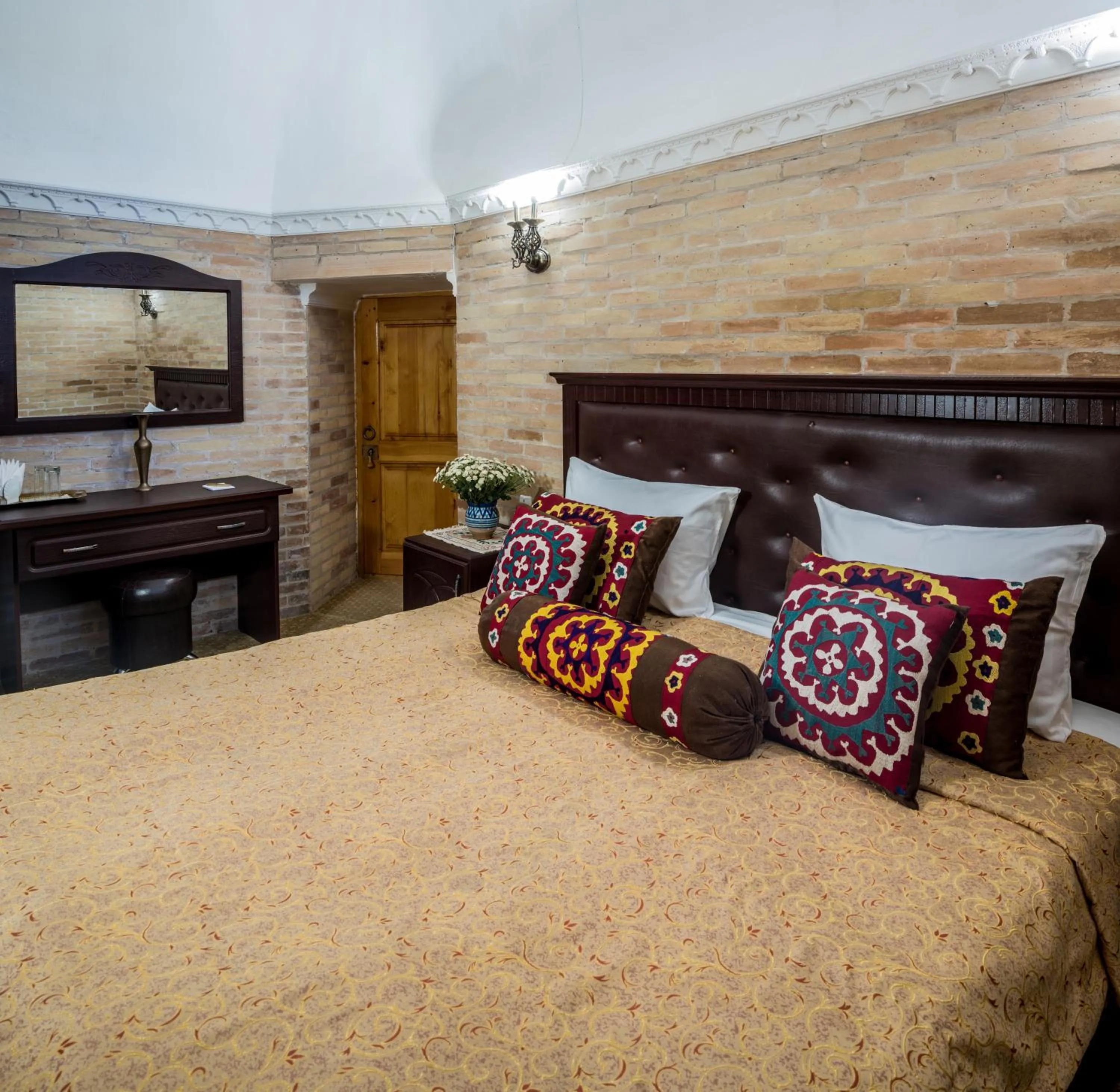 Orient Star Khiva Hotel- Madrasah Muhammad Aminkhan 1855