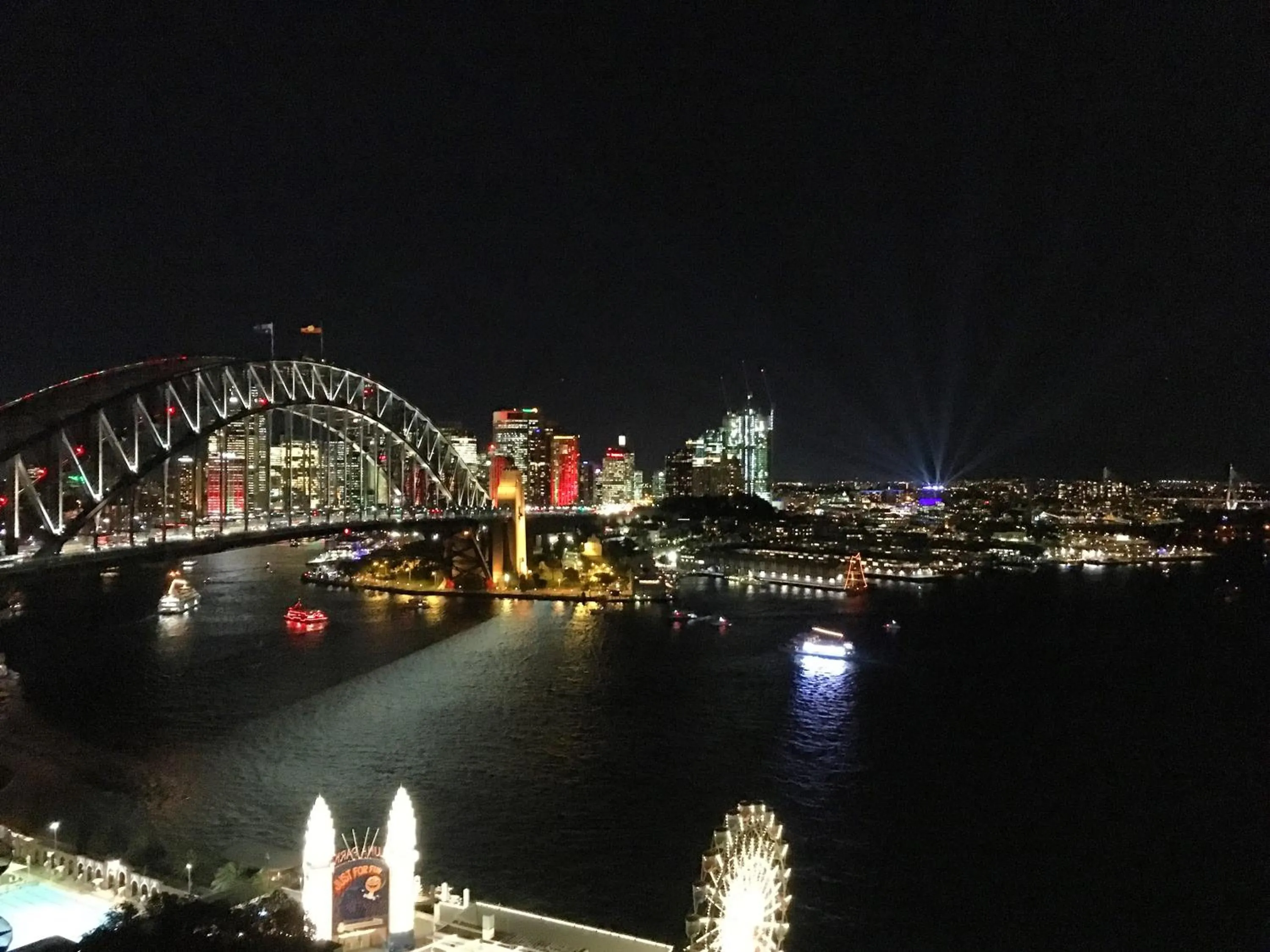 Night in Milson Serviced Apartments