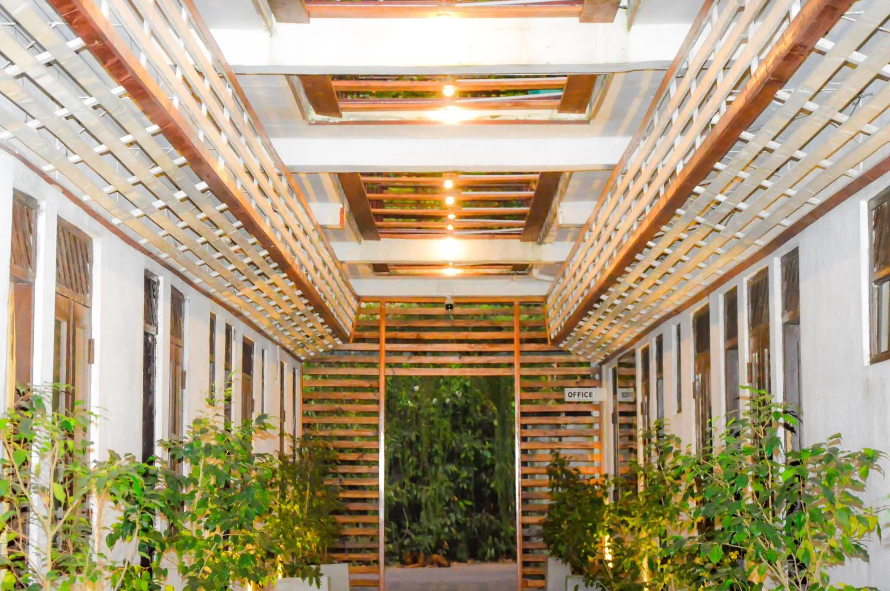 Cinnamon Airport Residencies