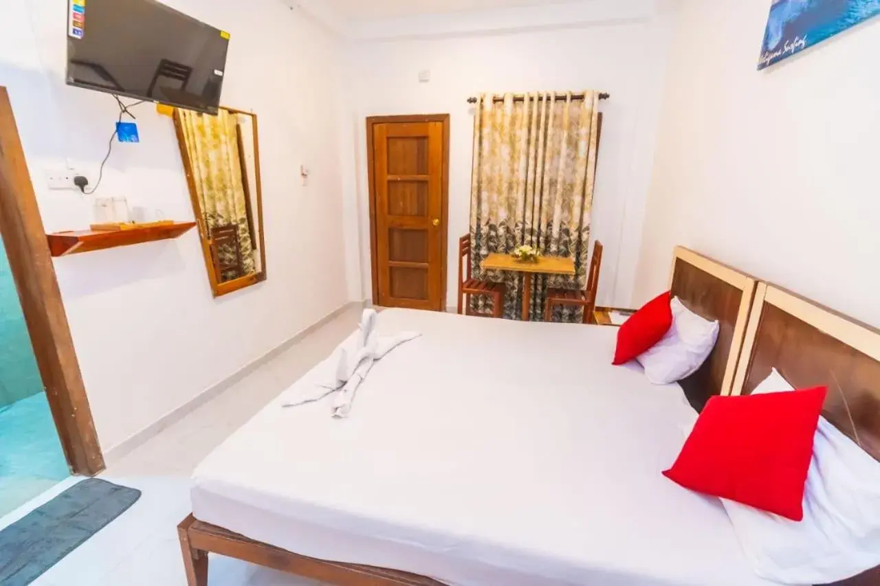 Standard Double Room in Cinnamon Airport Residencies Standard Double Room in Cinnamon Airport Residencies