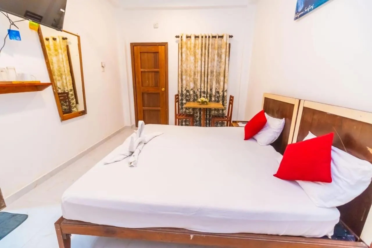 Bed in Cinnamon Airport Residencies