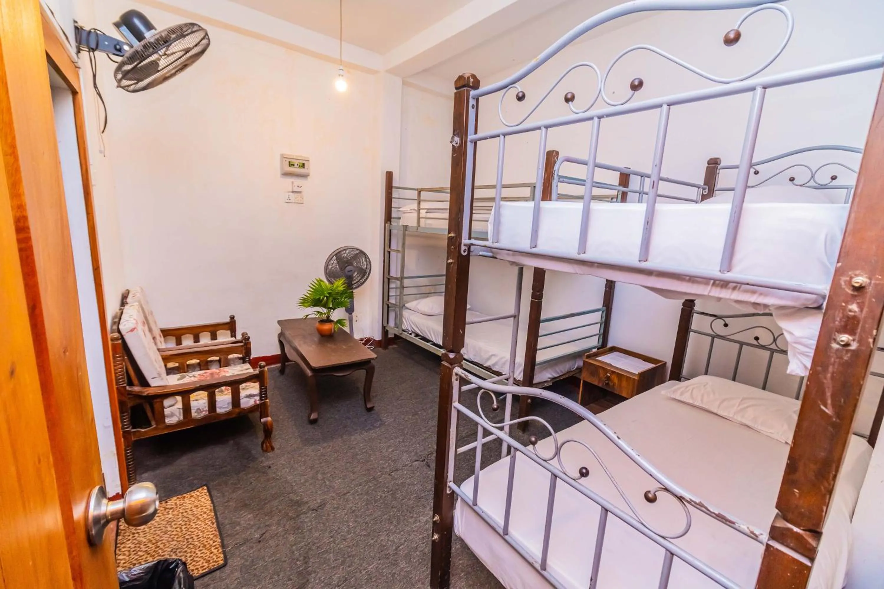 Bed in Cinnamon Airport Residencies