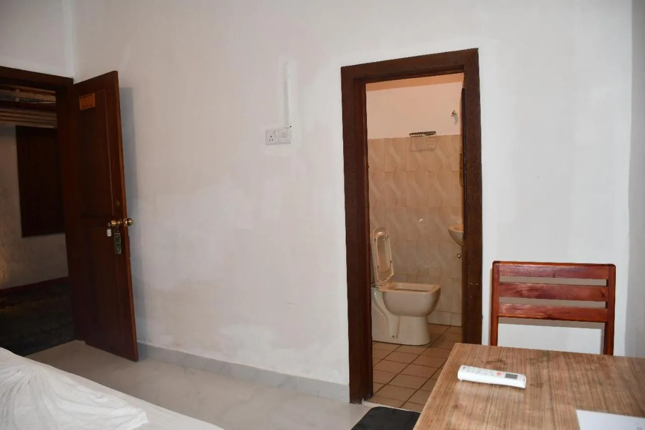 Cinnamon Airport Residencies