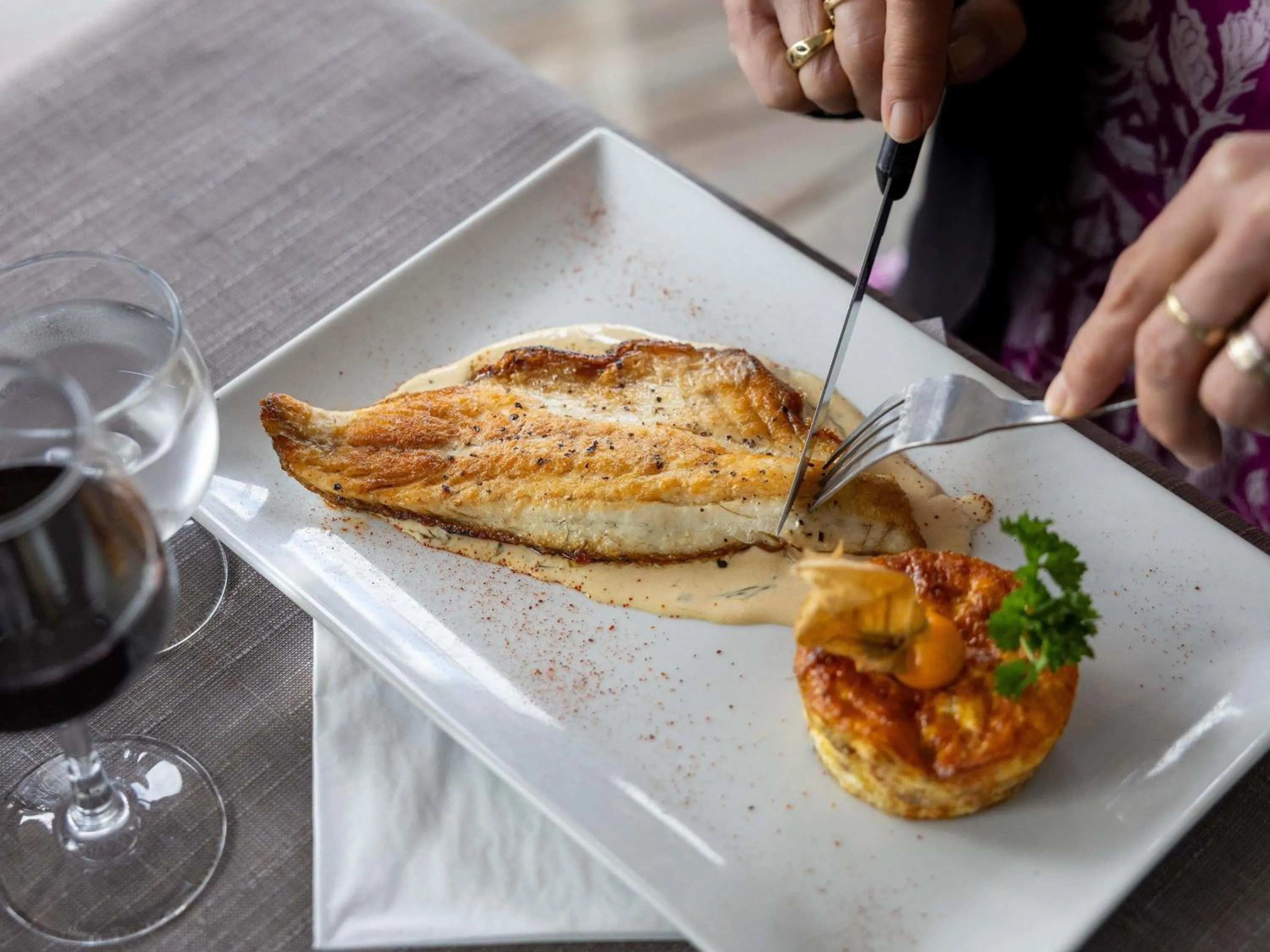 Restaurant/places to eat in ibis styles Dax Centre