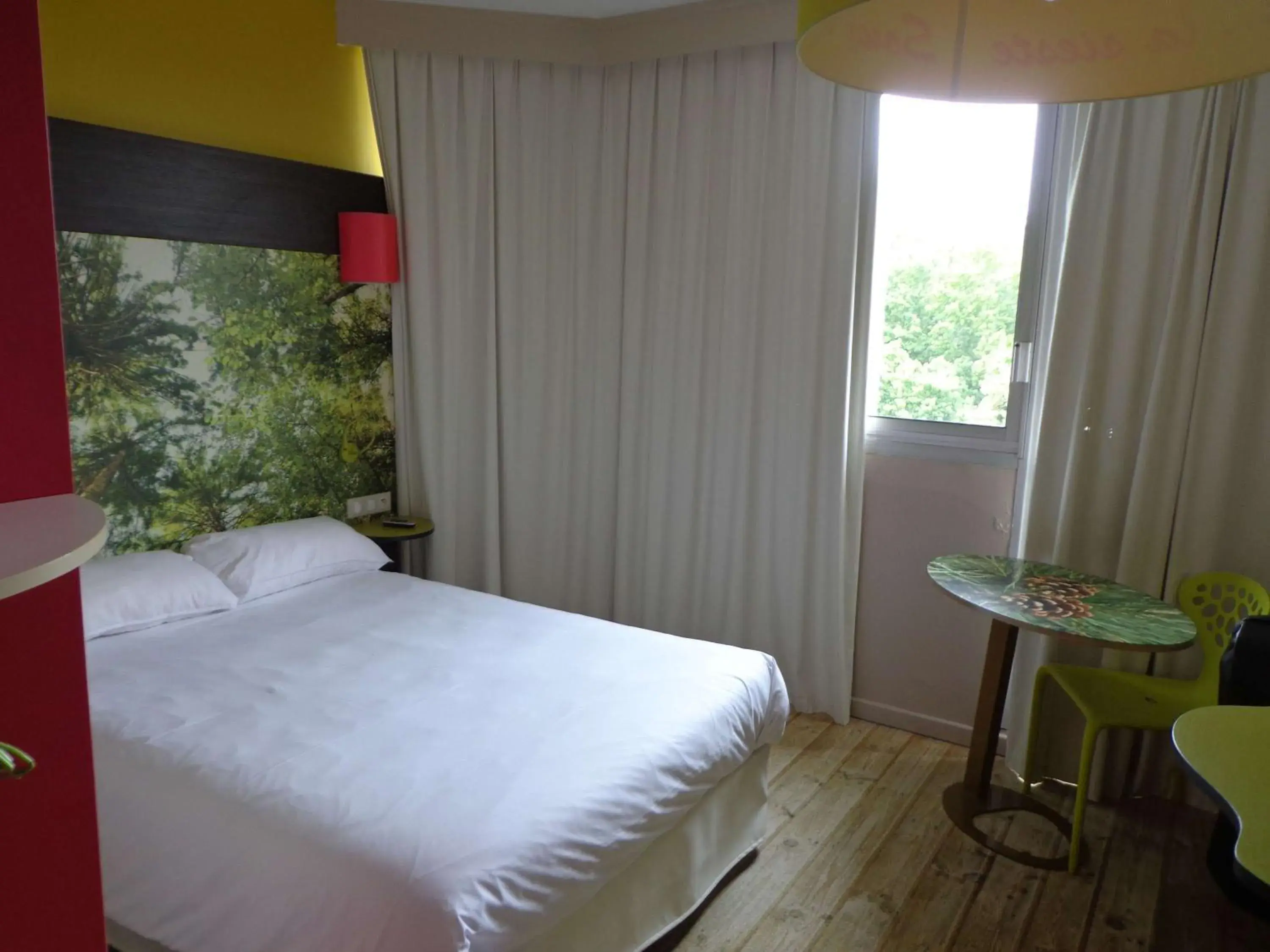 Bedroom, Bed in ibis styles Dax Centre Bedroom, Bed in ibis styles Dax Centre