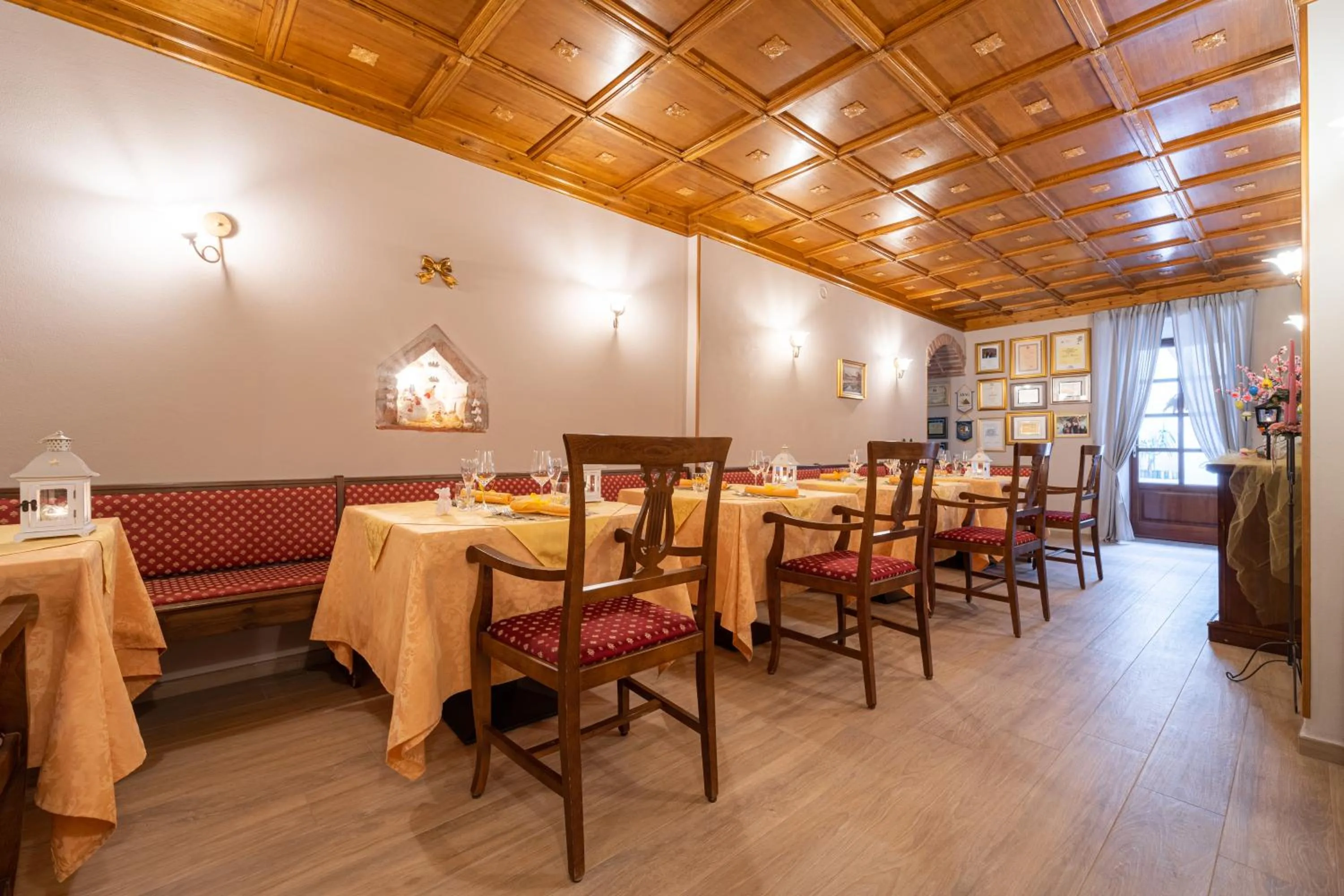 Restaurant/places to eat in Borgo dei Poeti Romantik Hotel