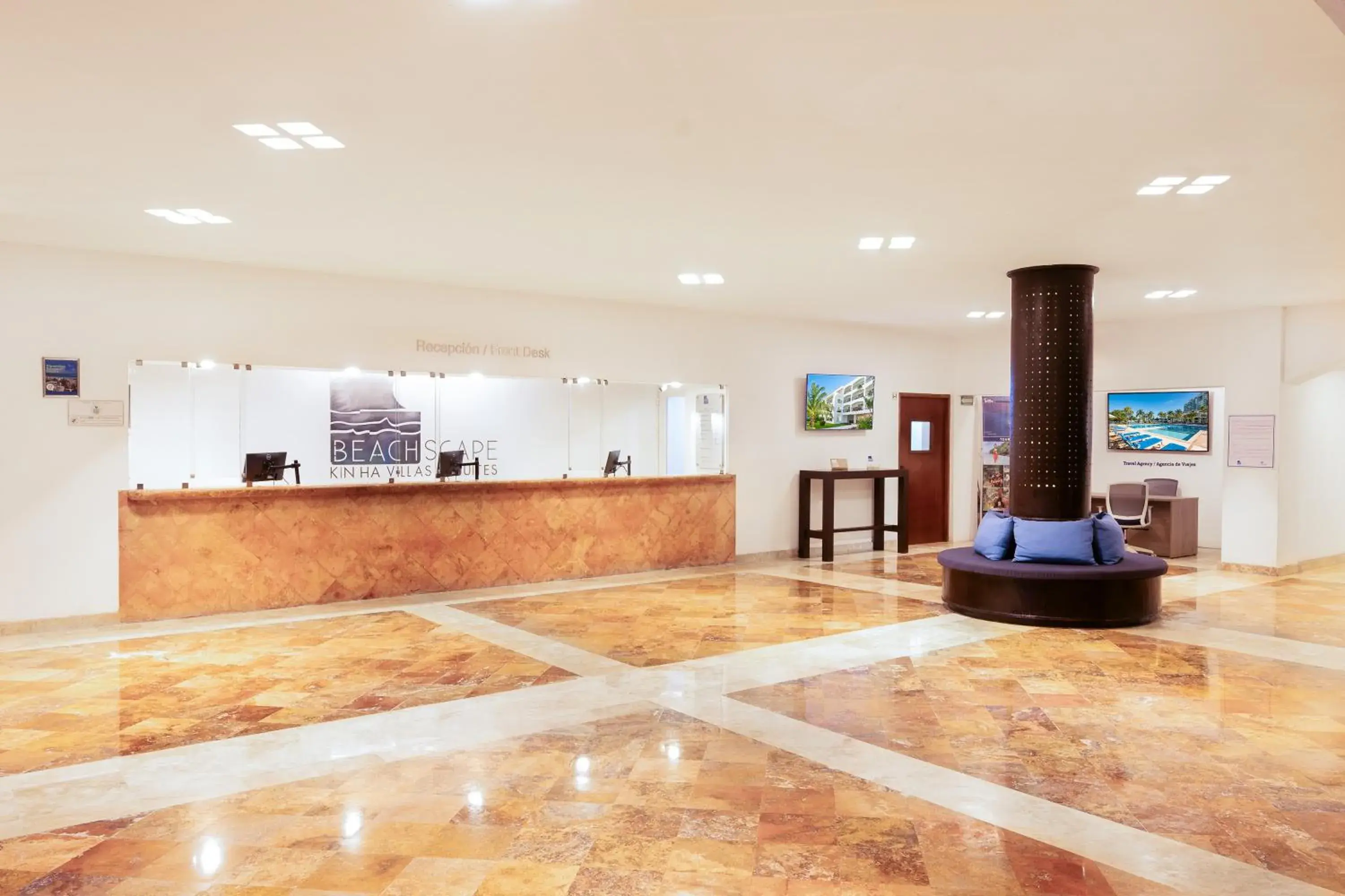 Lobby or reception in Beachscape Kin Ha Villas & Suites Lobby or reception in Beachscape Kin Ha Villas & Suites