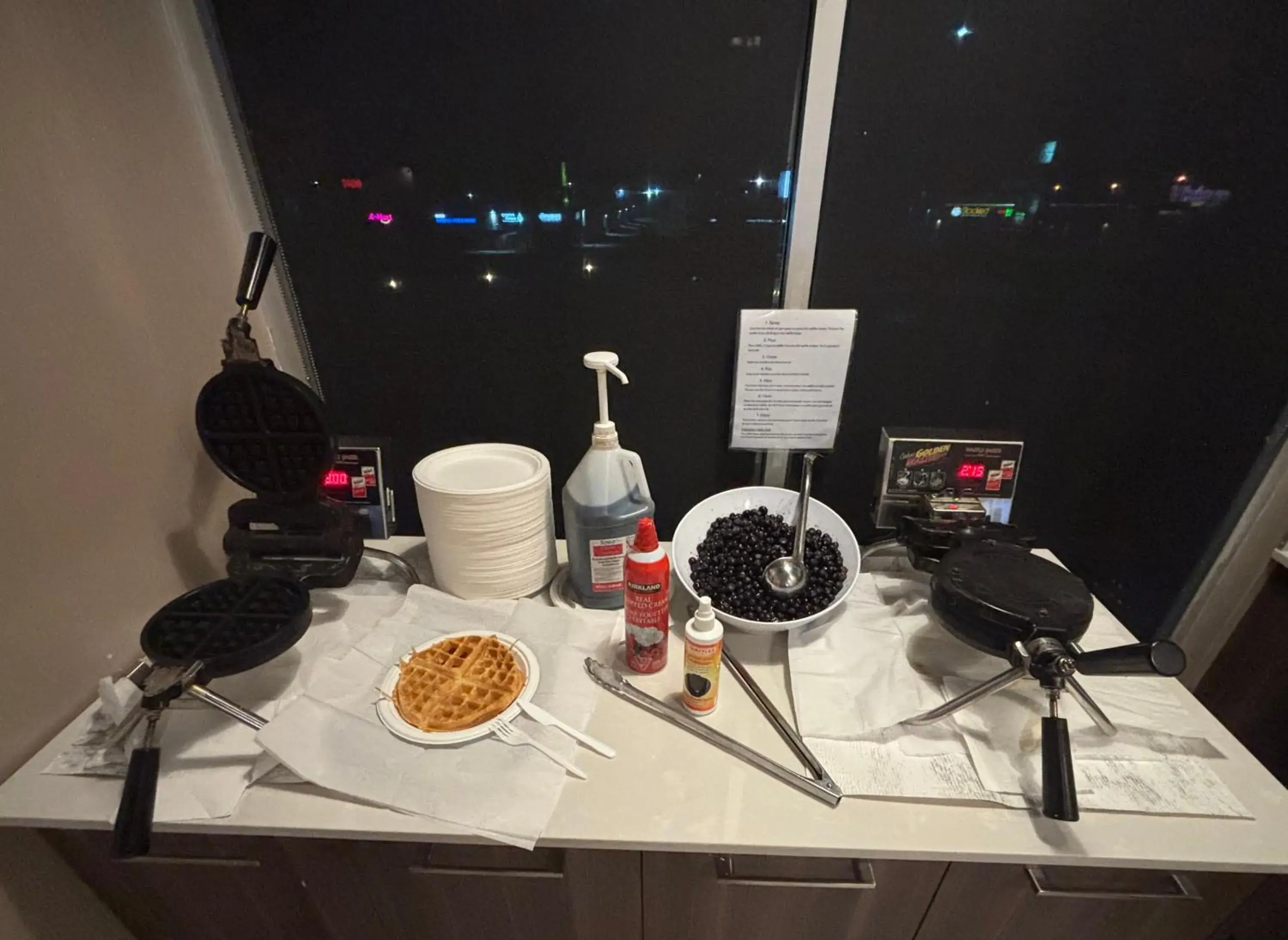 Breakfast in Super 8 by Wyndham Macleod Trail Calgary Breakfast in Super 8 by Wyndham Macleod Trail Calgary