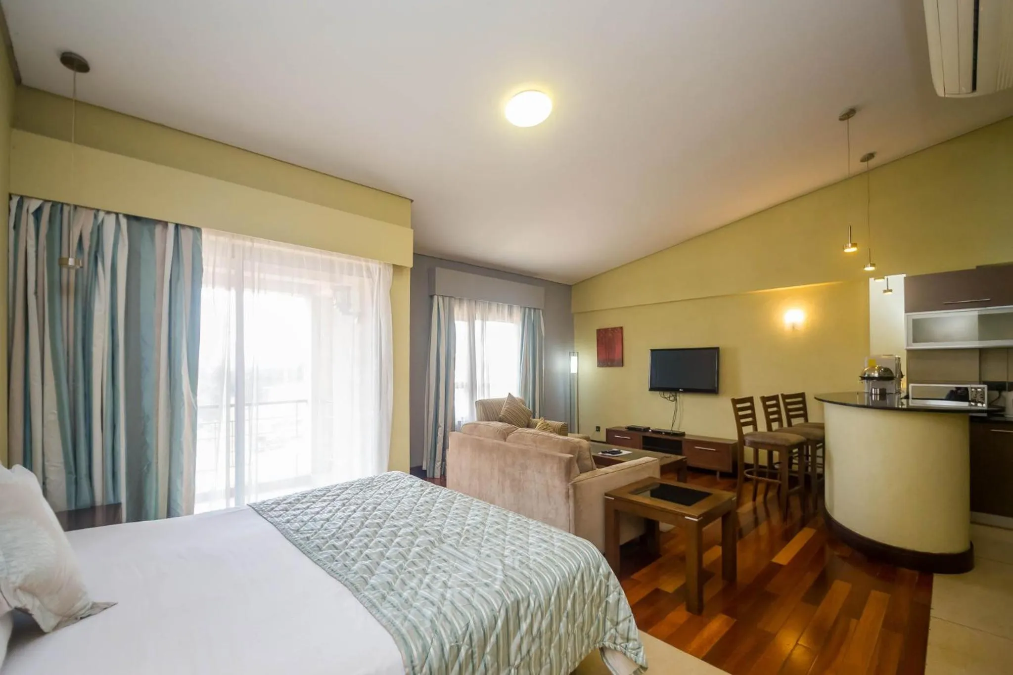 Photo of the whole room, Bed in Taarifa Suites by Dunhill Serviced Apartments