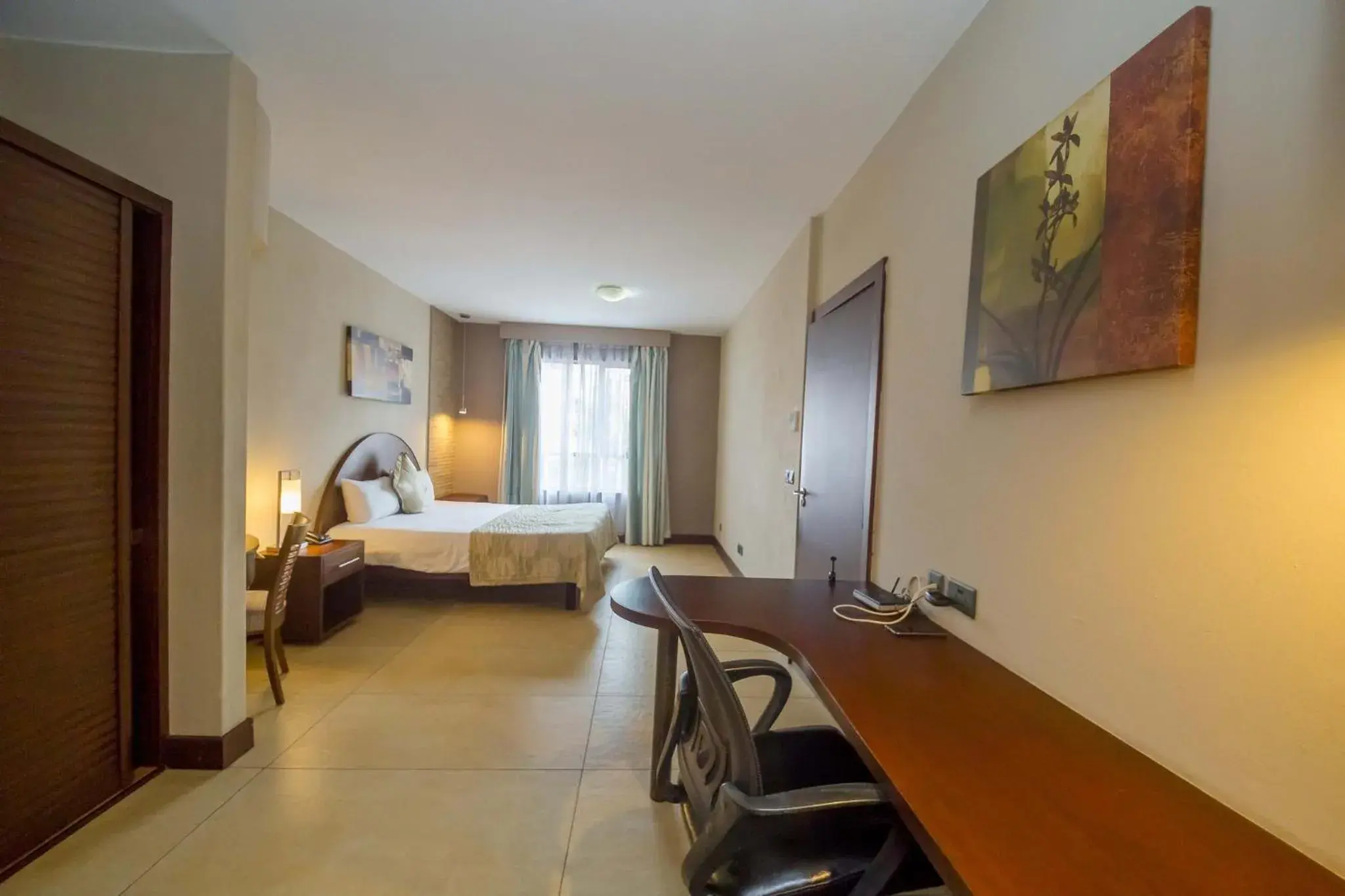 Lobby or reception, Bed in Taarifa Suites by Dunhill Serviced Apartments Lobby or reception, Bed in Taarifa Suites by Dunhill Serviced Apartments