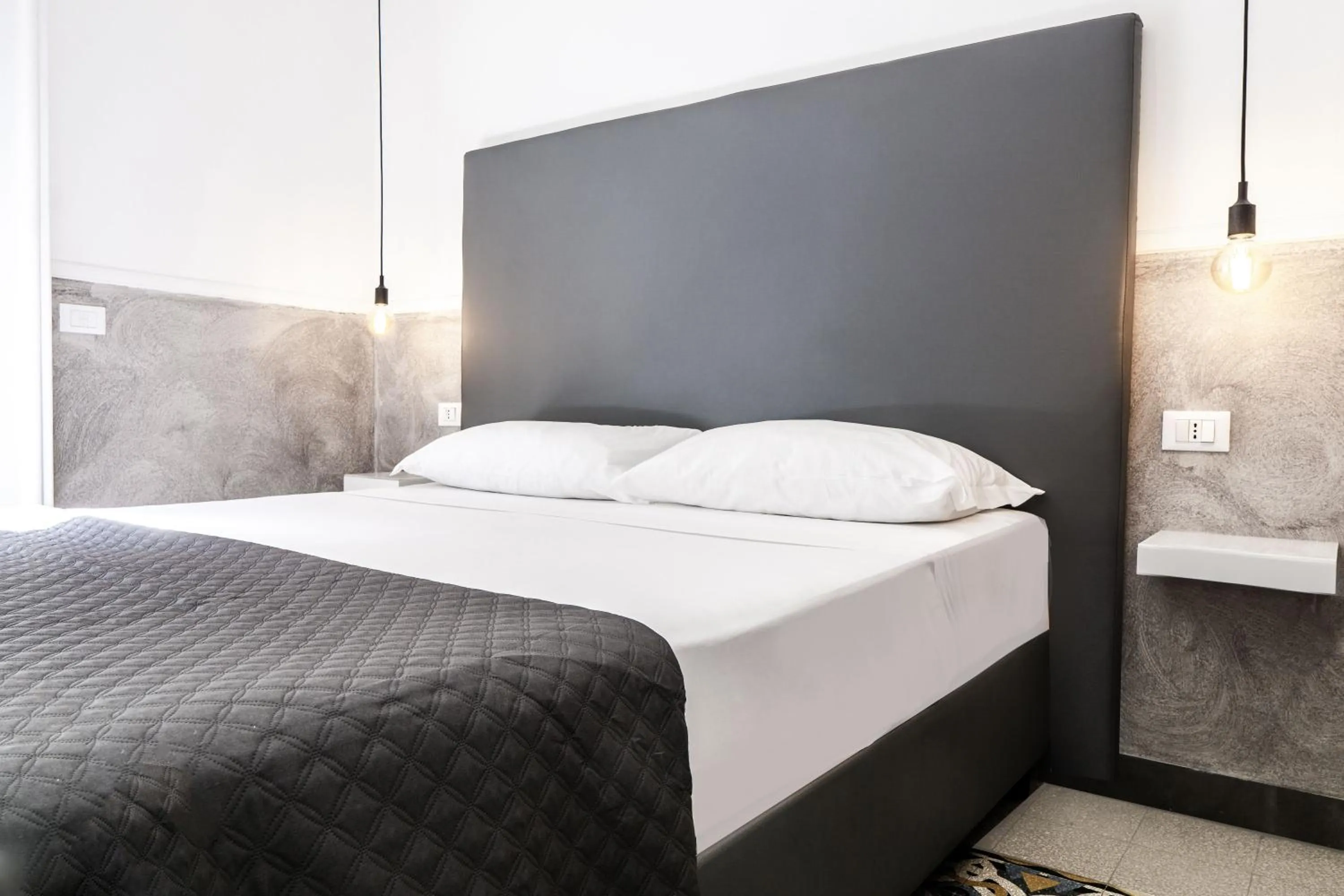 Bedroom, Bed in Toledostop