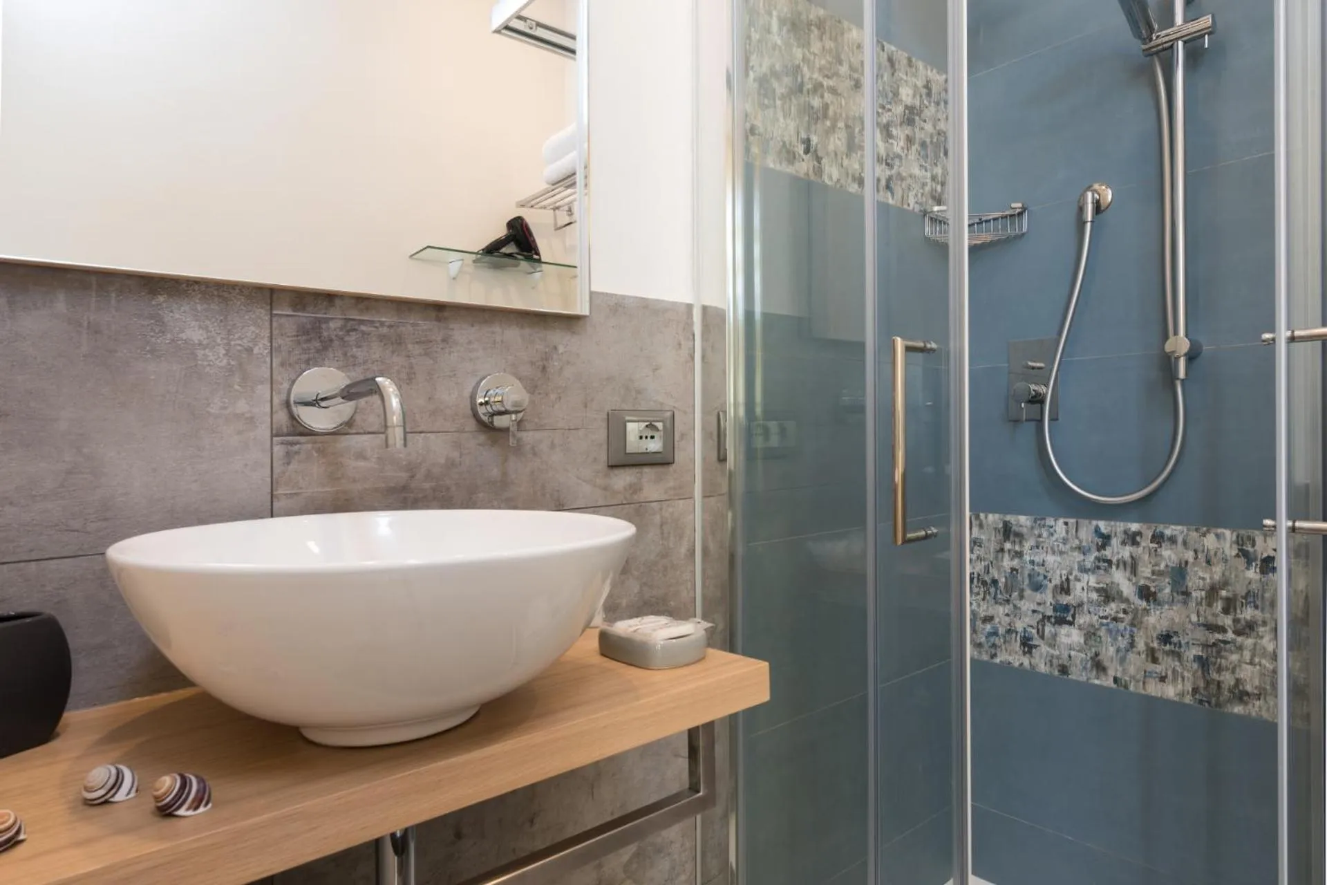 Bathroom in Reef and Dream