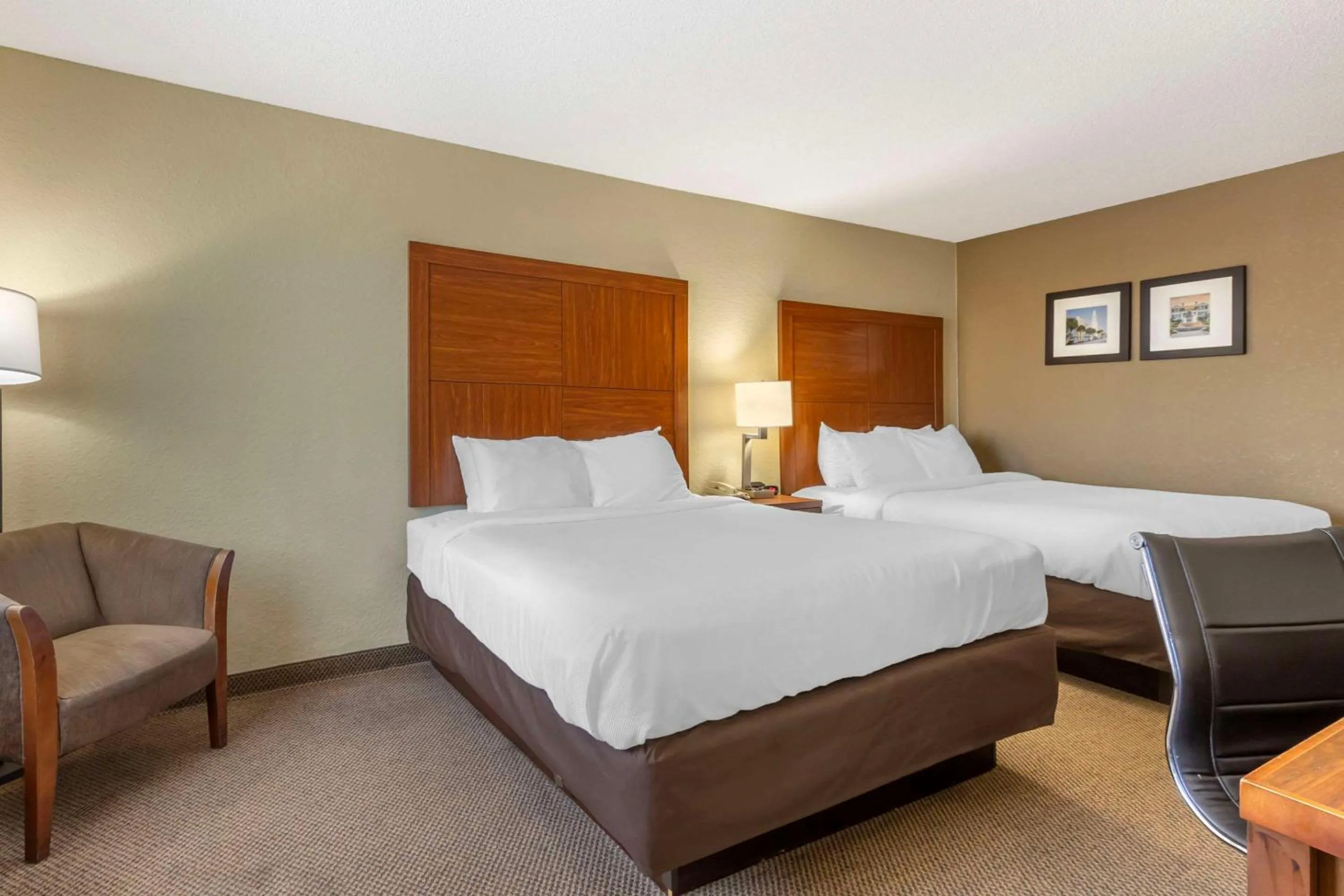 Bedroom, Bed in Comfort Inn & Suites Charleston Airport Convention Center