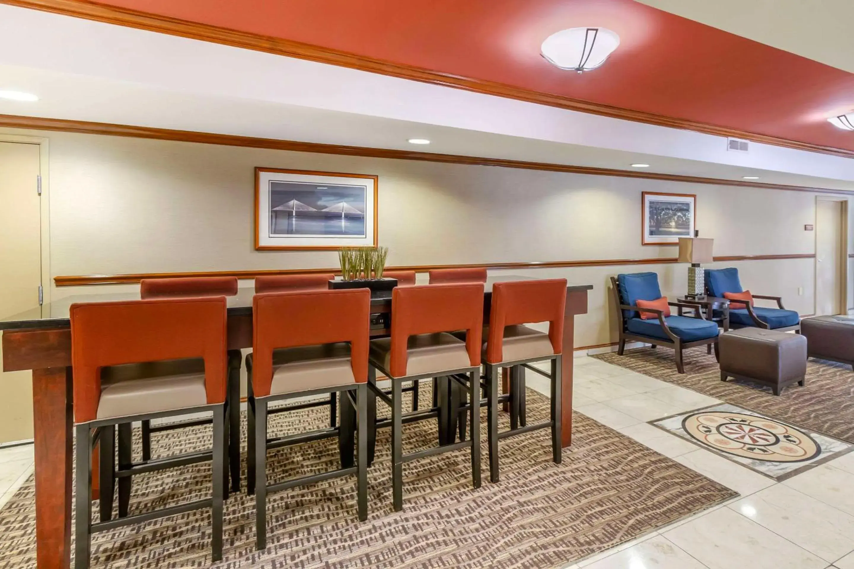 Lobby or reception in Comfort Inn & Suites Charleston Airport Convention Center Lobby or reception in Comfort Inn & Suites Charleston Airport Convention Center