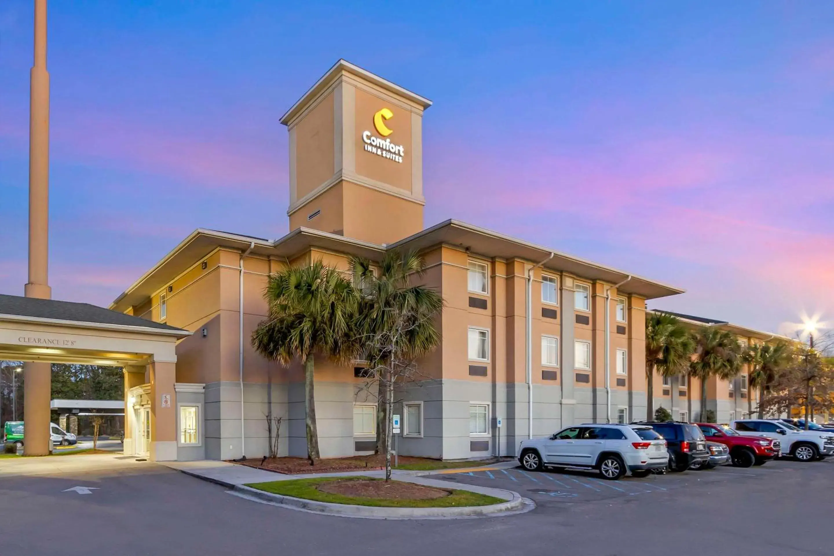 Property building in Comfort Inn & Suites Charleston Airport Convention Center Property building in Comfort Inn & Suites Charleston Airport Convention Center