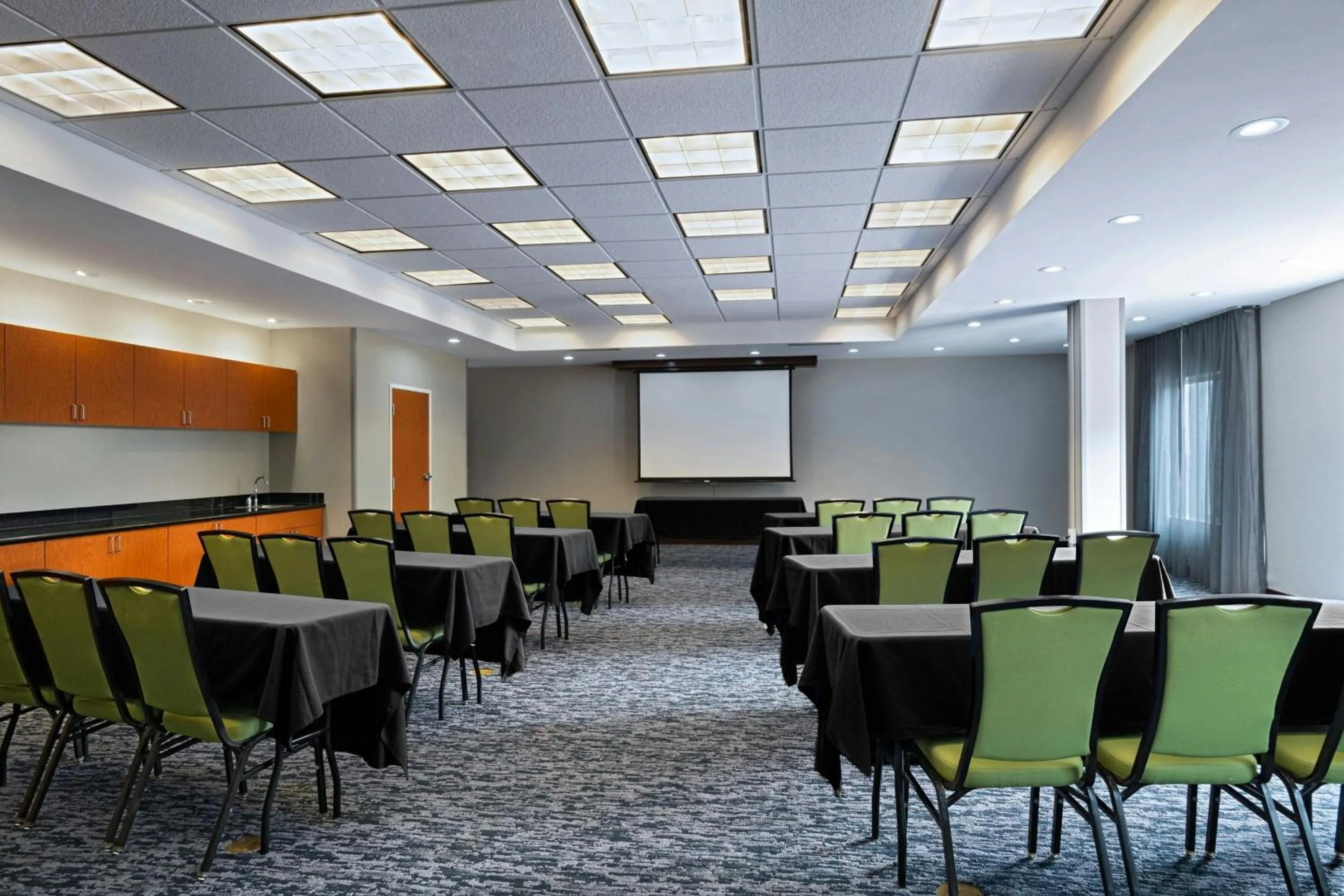 Meeting/conference room in Fairfield Inn & Suites Tulsa South Medical District
