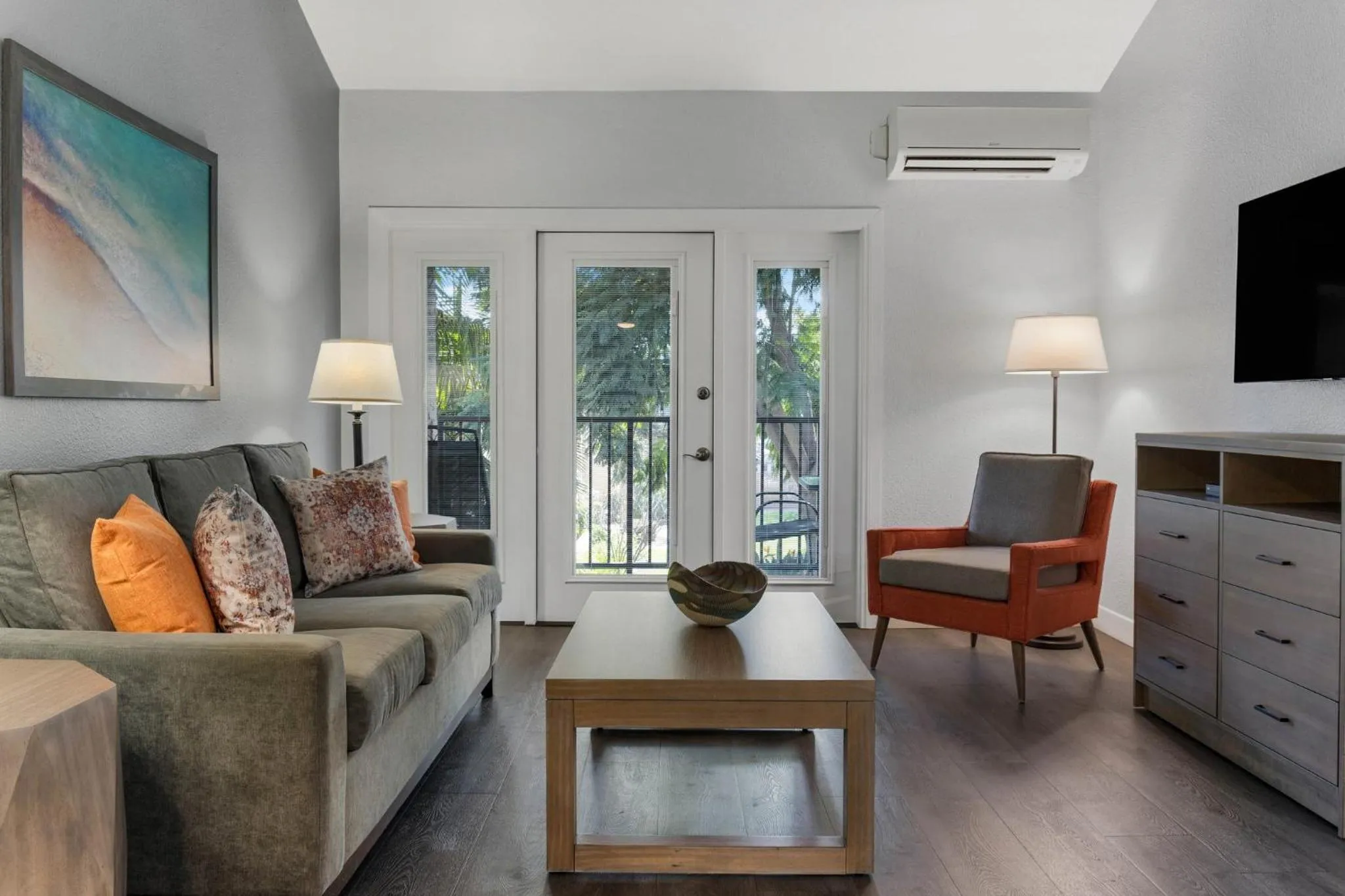 Living room in Club Wyndham Dolphin's Cove