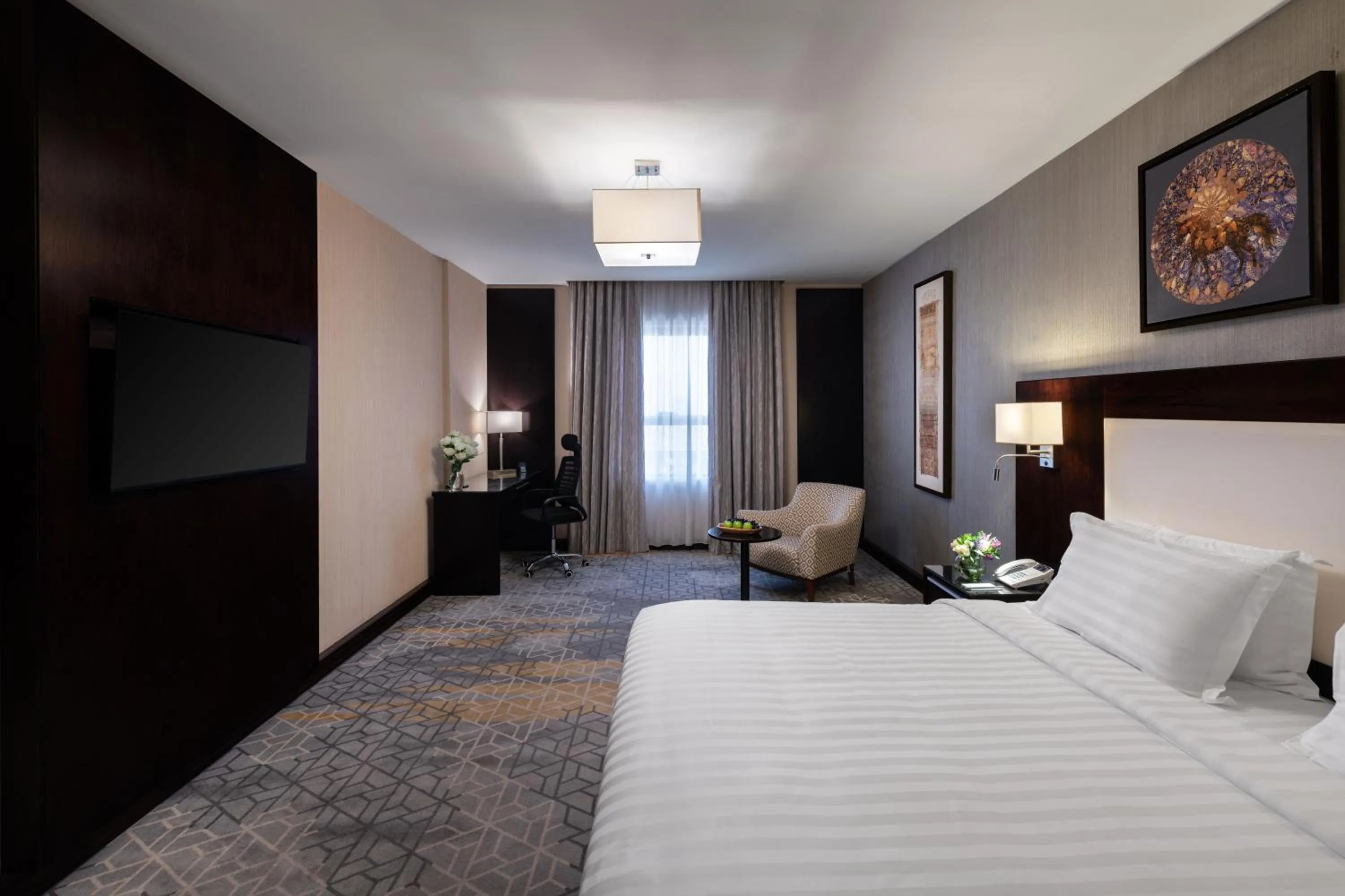 Bedroom, Bed in Warwick Hotel Jeddah