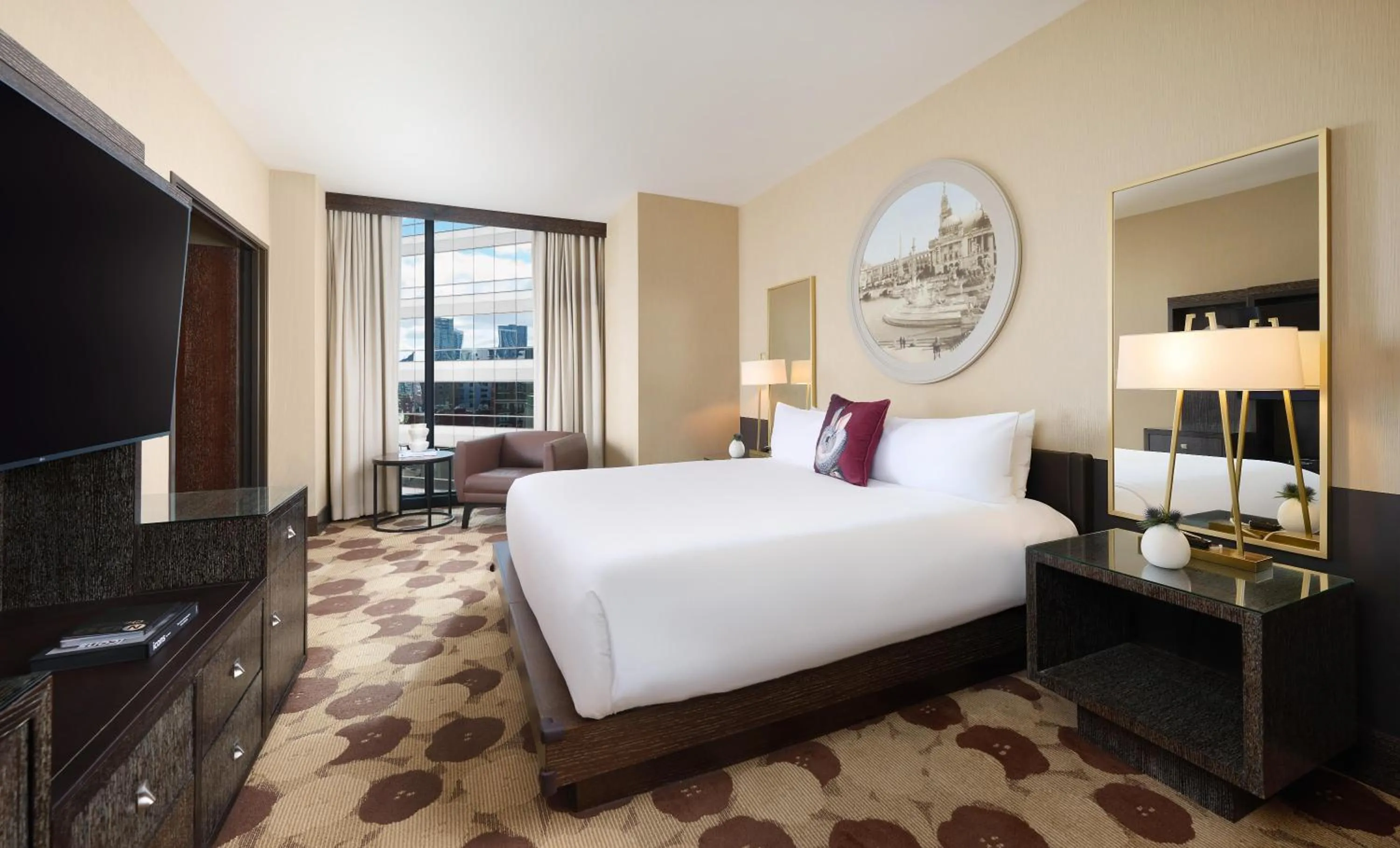 Spa and wellness centre/facilities, Bed in The Royal Sonesta Chicago River North