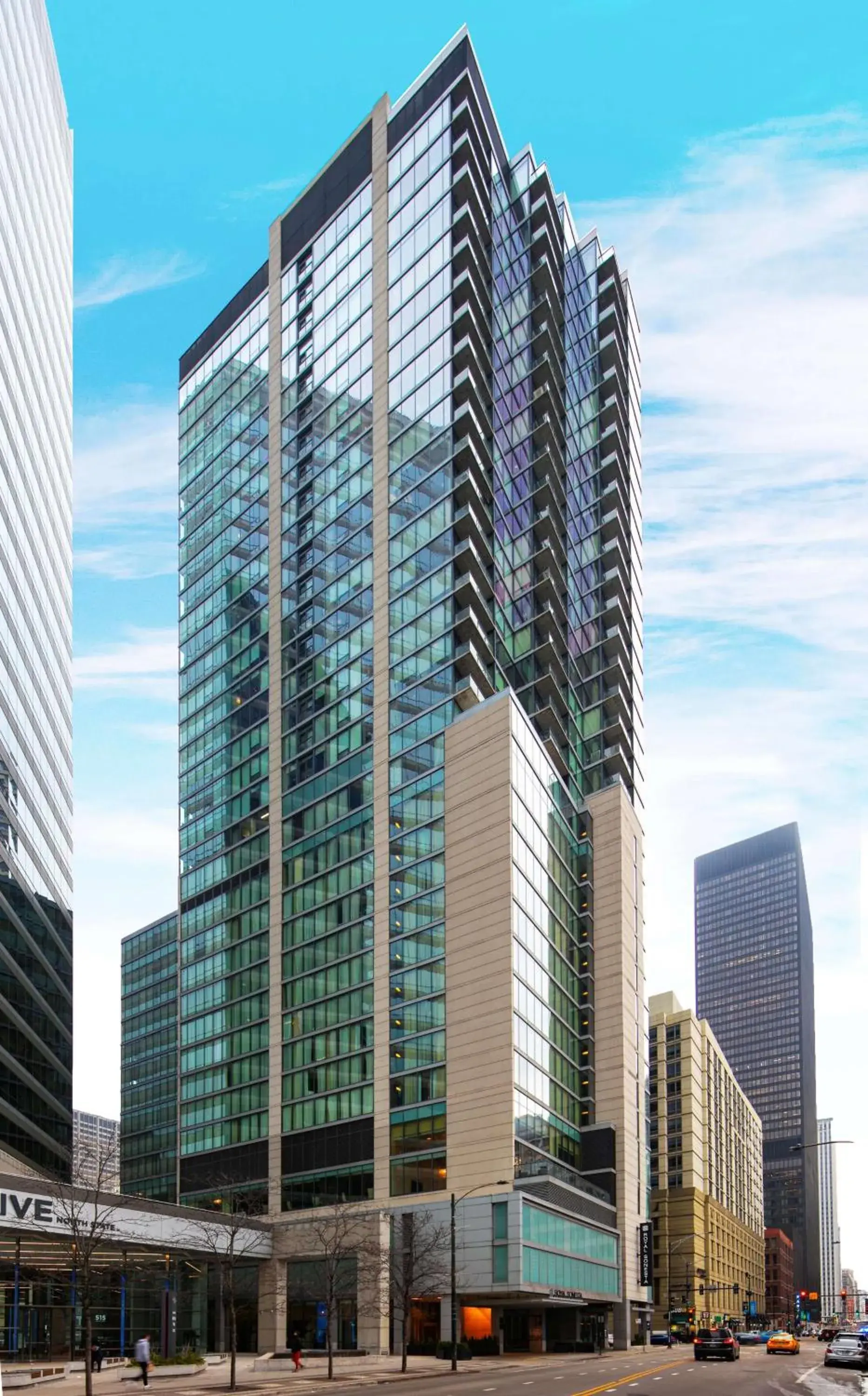 Property building in The Royal Sonesta Chicago River North Property building in The Royal Sonesta Chicago River North