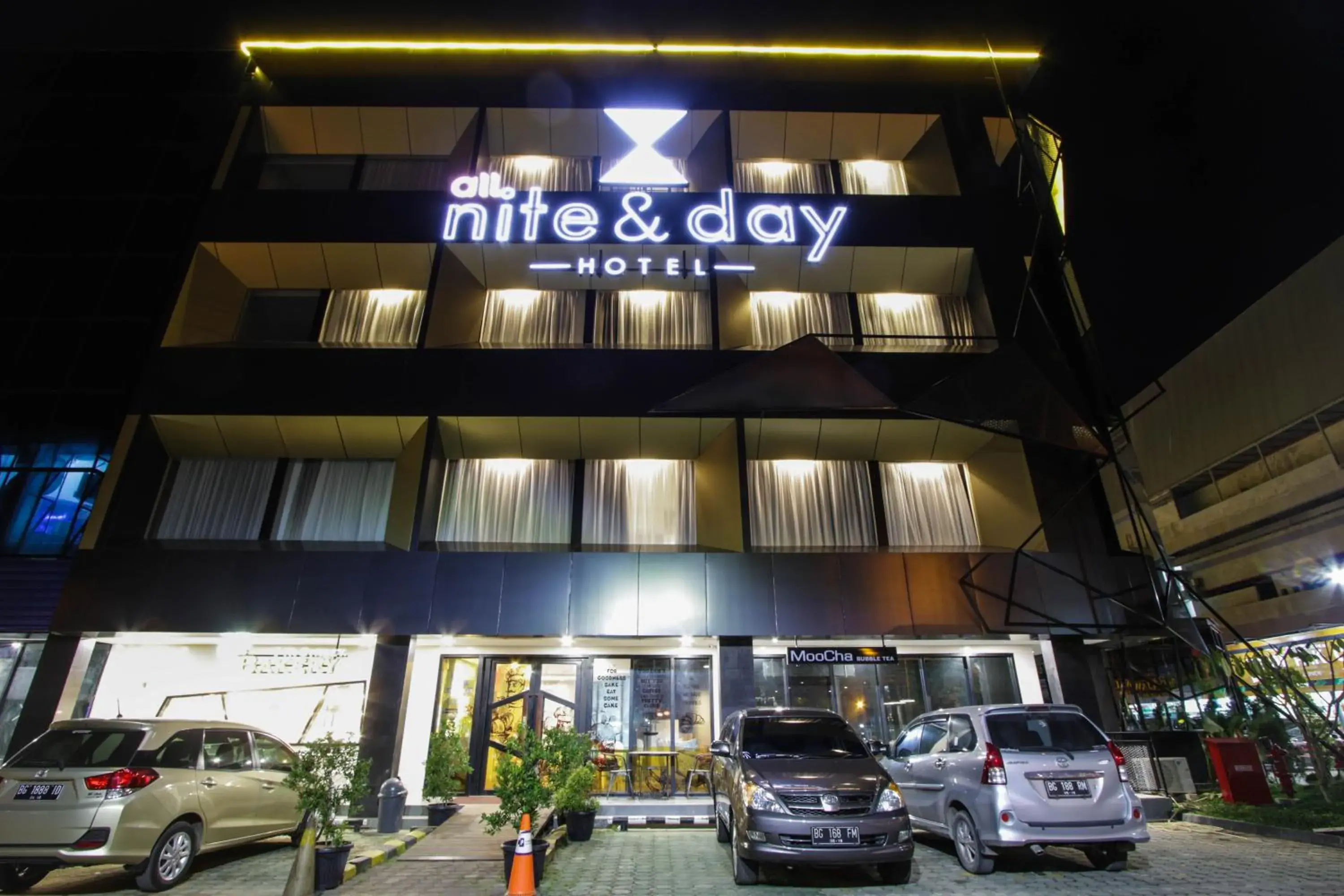 Facade/entrance in All Nite And Day Palembang Veteran Facade/entrance in All Nite And Day Palembang Veteran