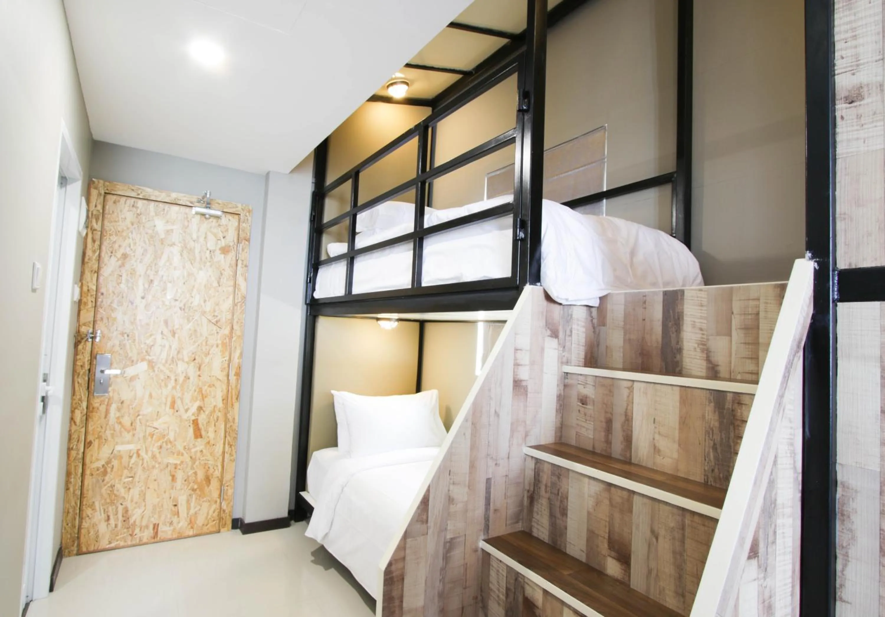 bunk bed, Bed in All Nite And Day Palembang Veteran