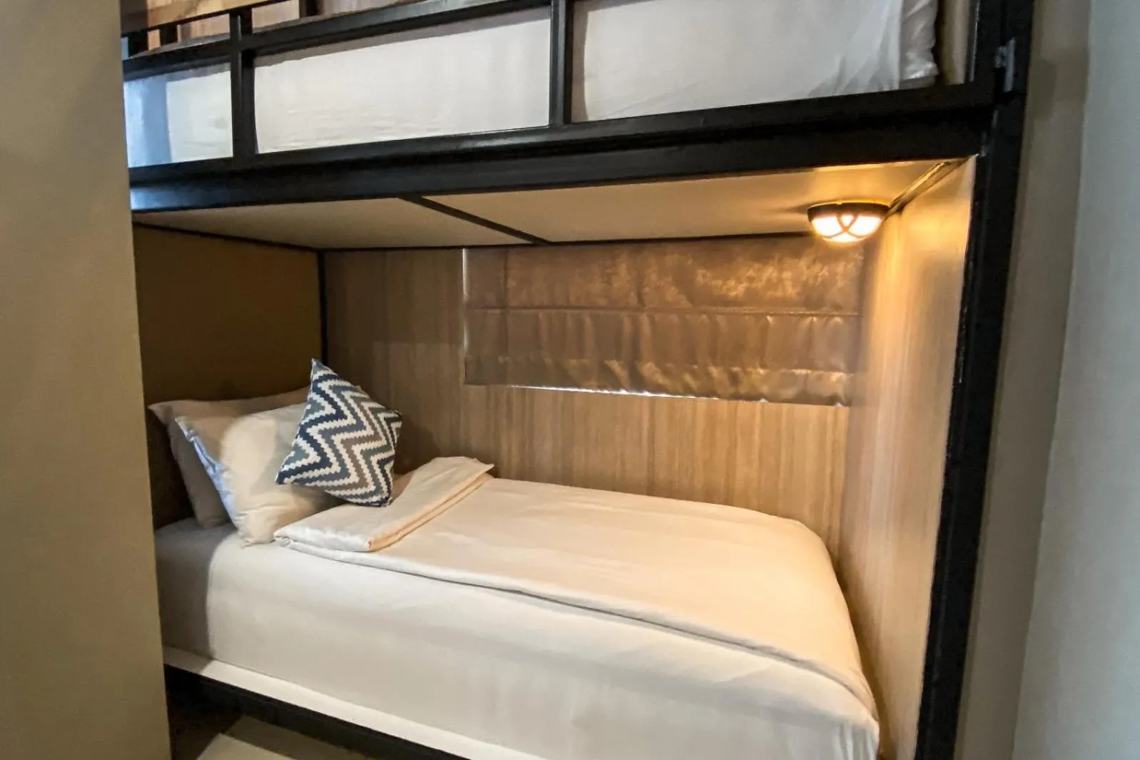 Bed in All Nite And Day Palembang Veteran