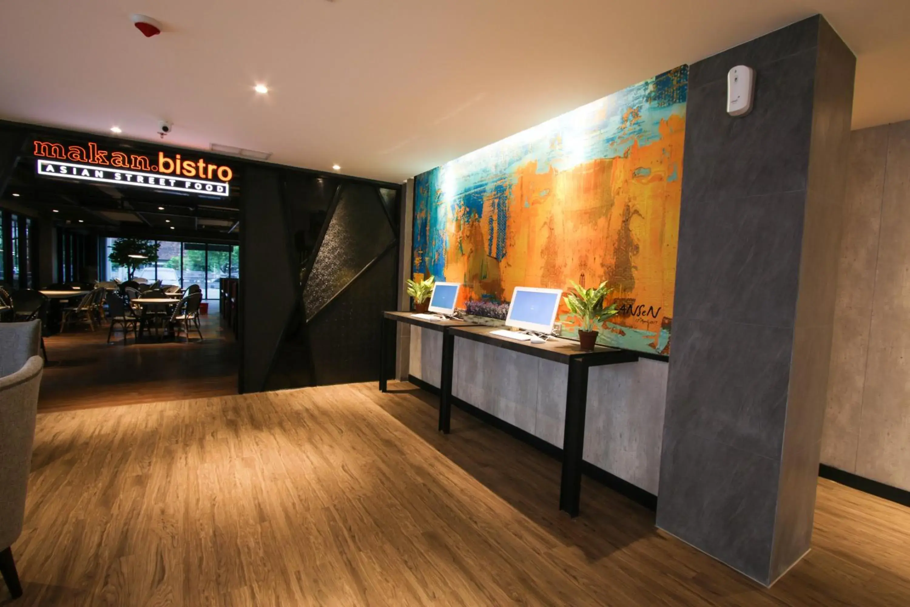 Lobby or reception in All Nite And Day Palembang Veteran Lobby or reception in All Nite And Day Palembang Veteran