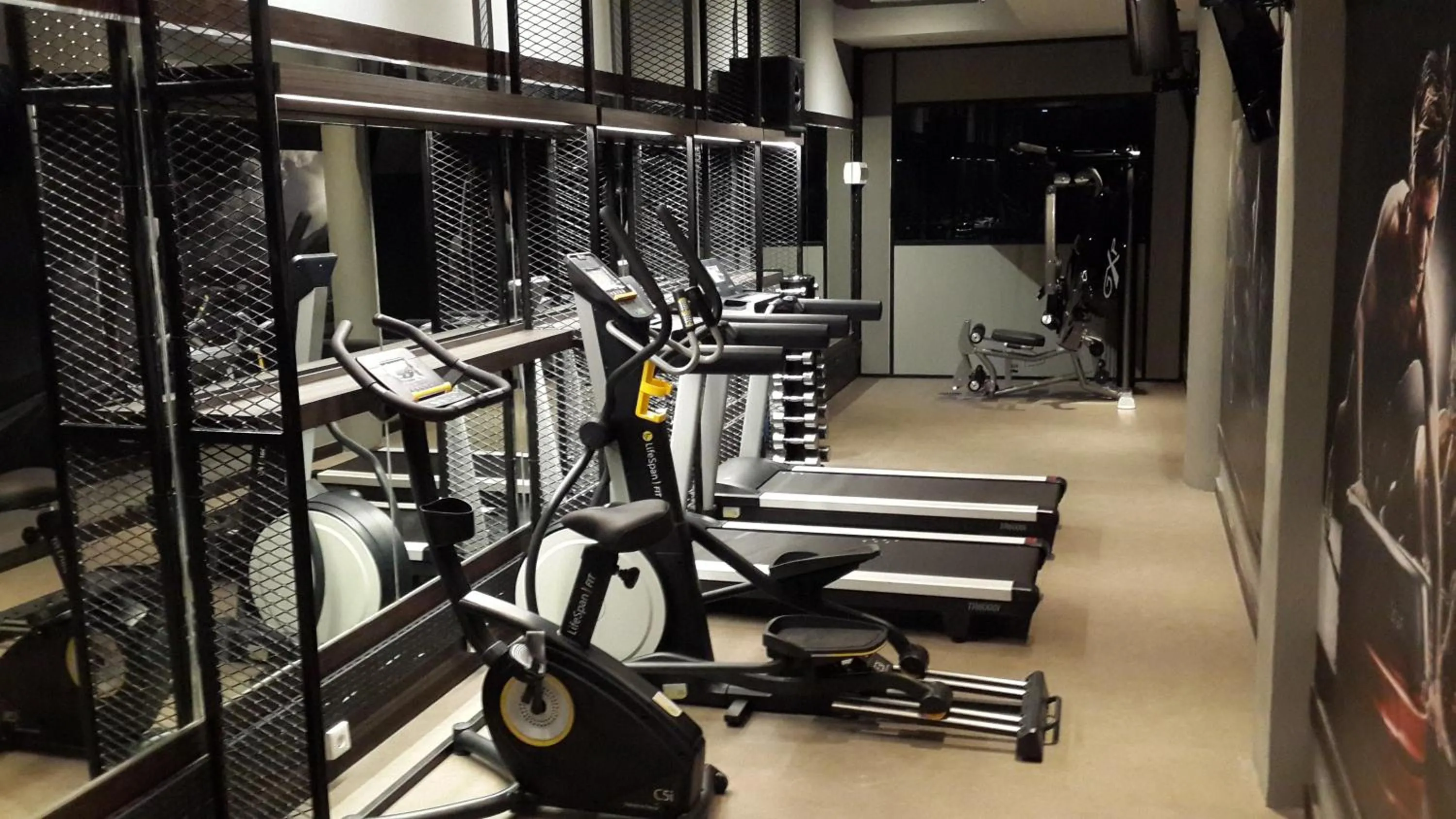 Fitness centre/facilities in All Nite And Day Palembang Veteran