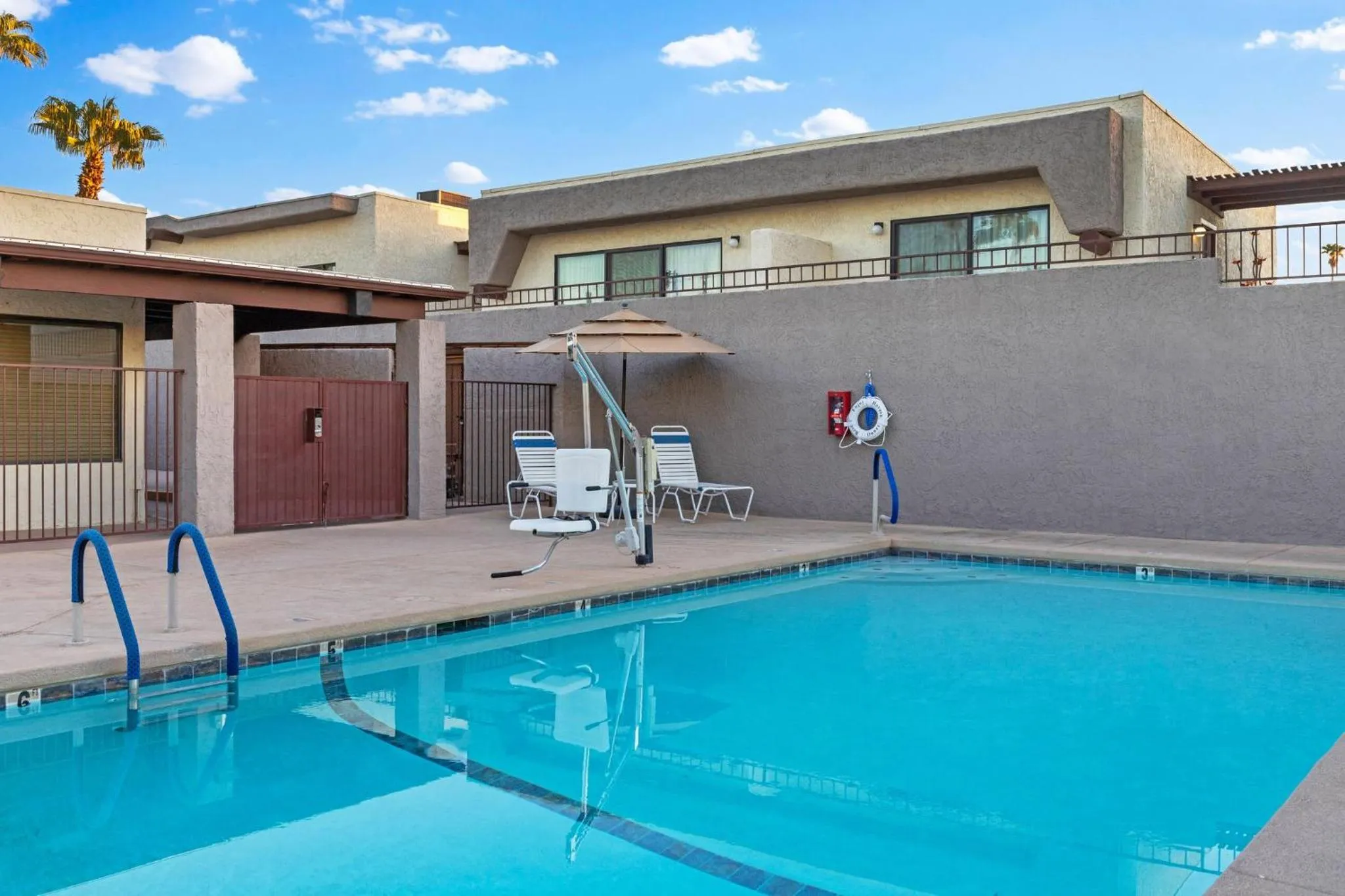 Swimming pool in WorldMark Havasu Dunes