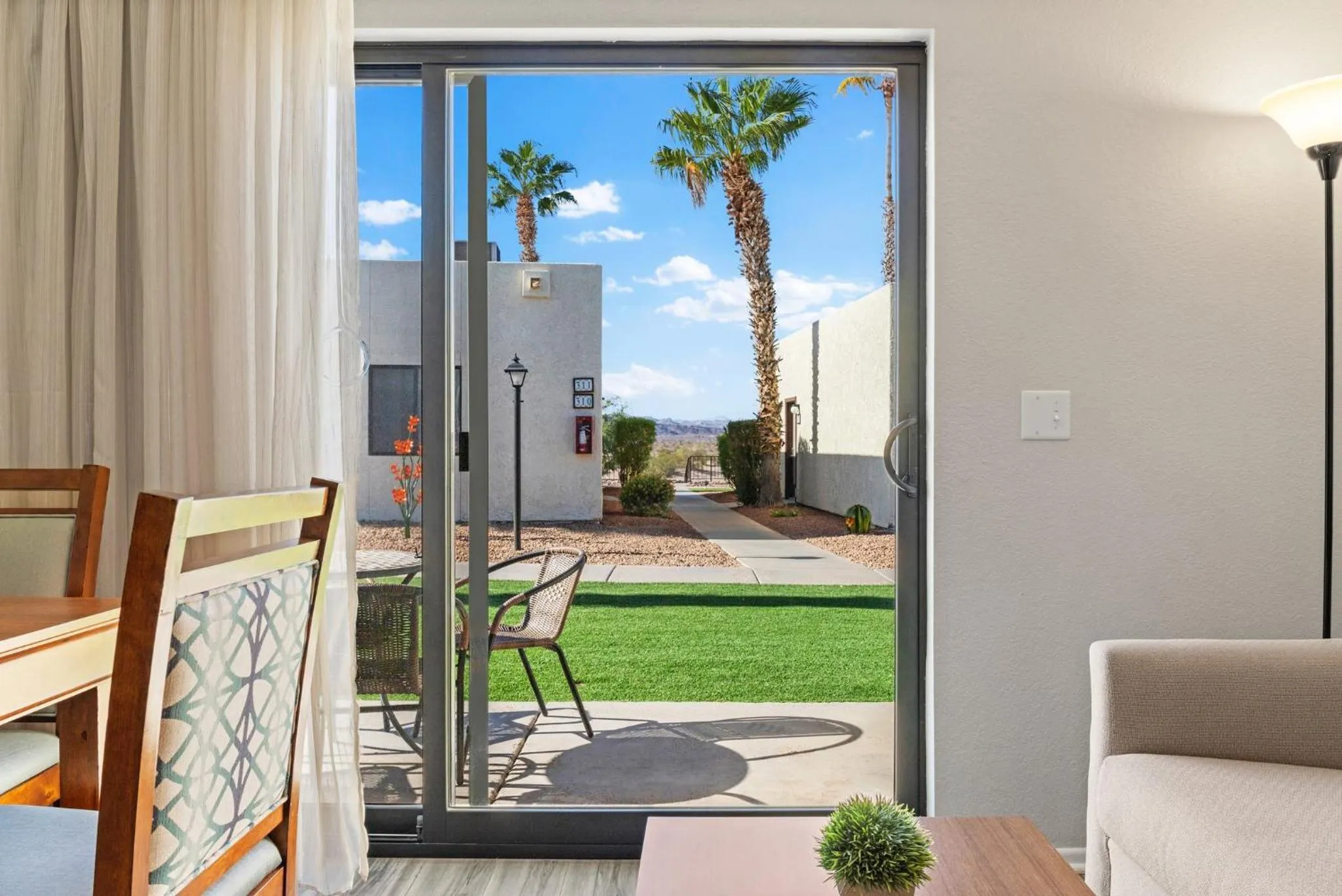 Living room in WorldMark Havasu Dunes