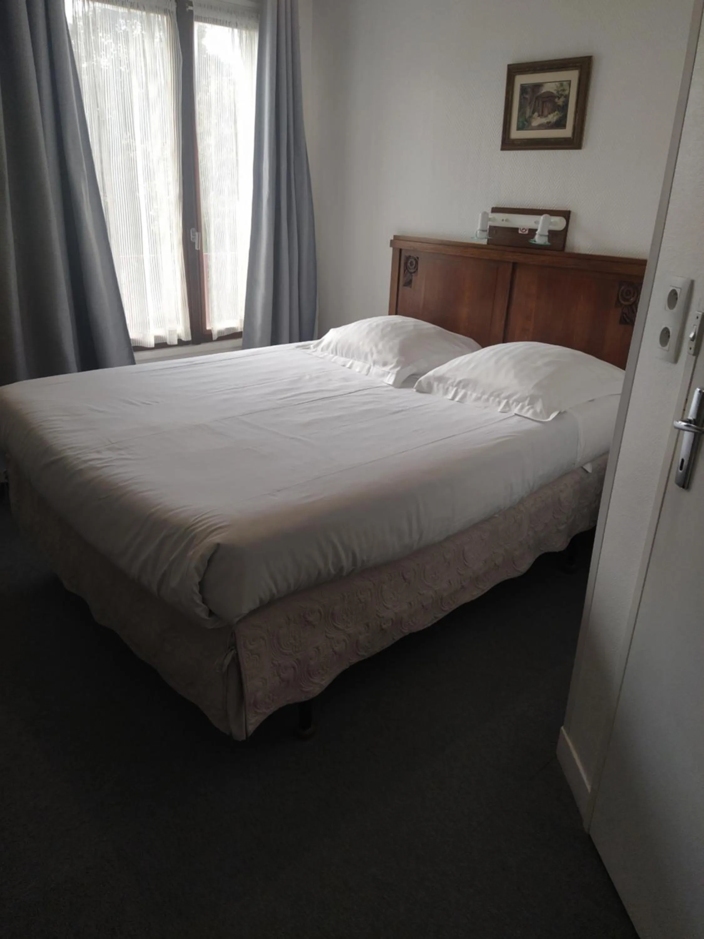 Bedroom, Bed in Le Nouveau Monde