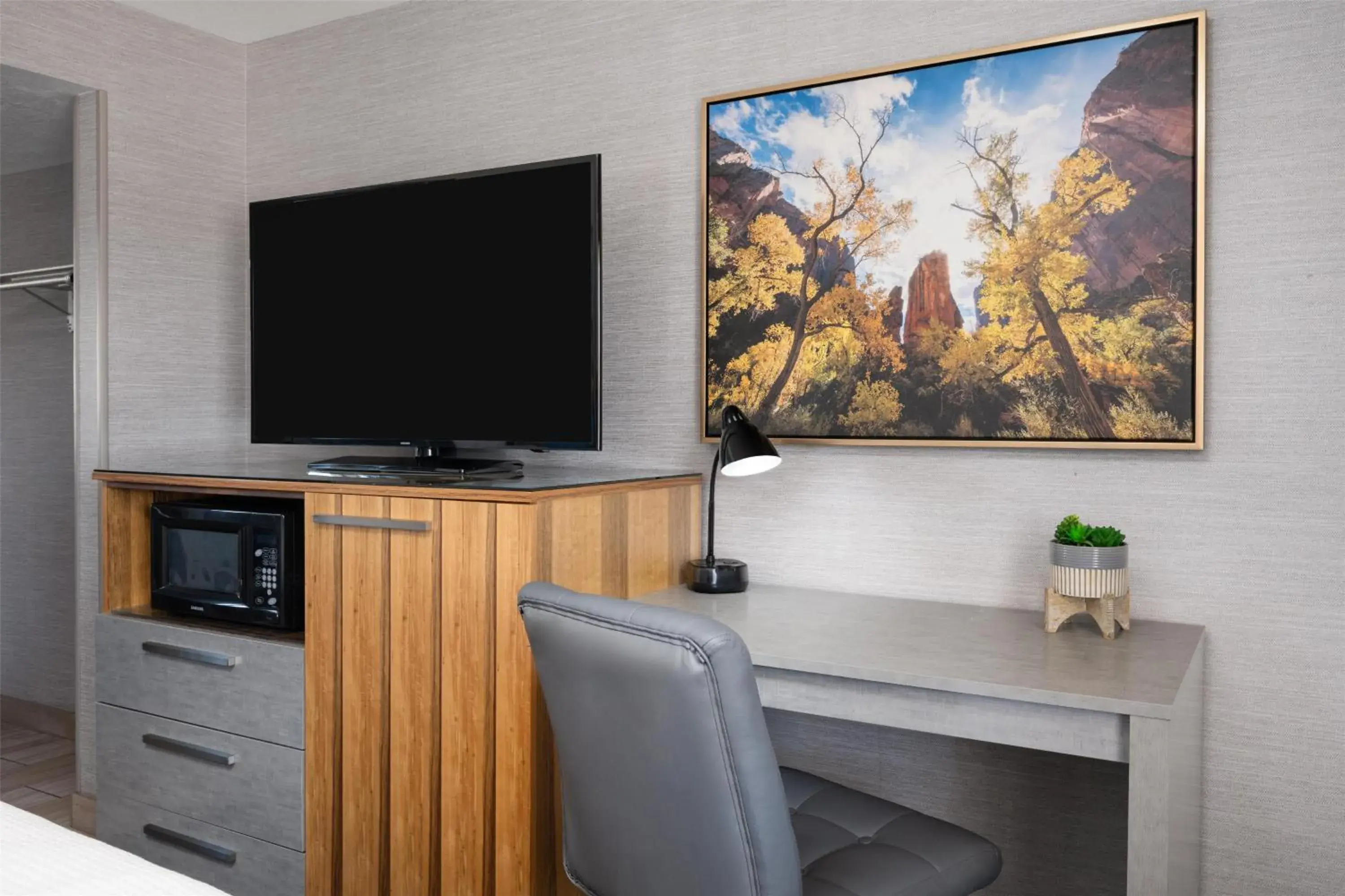 Bedroom in Aiden by Best Western St George Bedroom in Aiden by Best Western St George