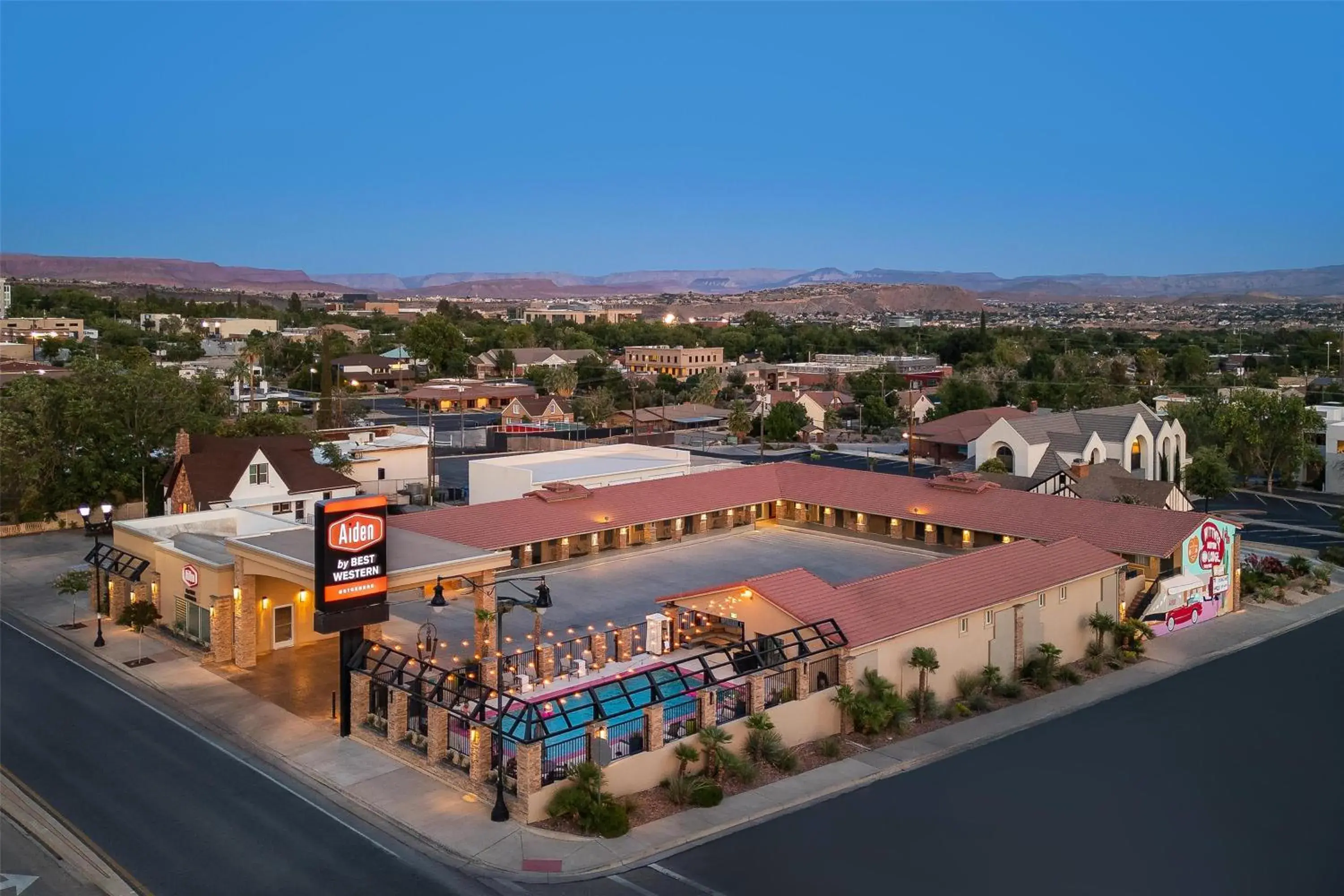 Property building in Aiden by Best Western St George Property building in Aiden by Best Western St George