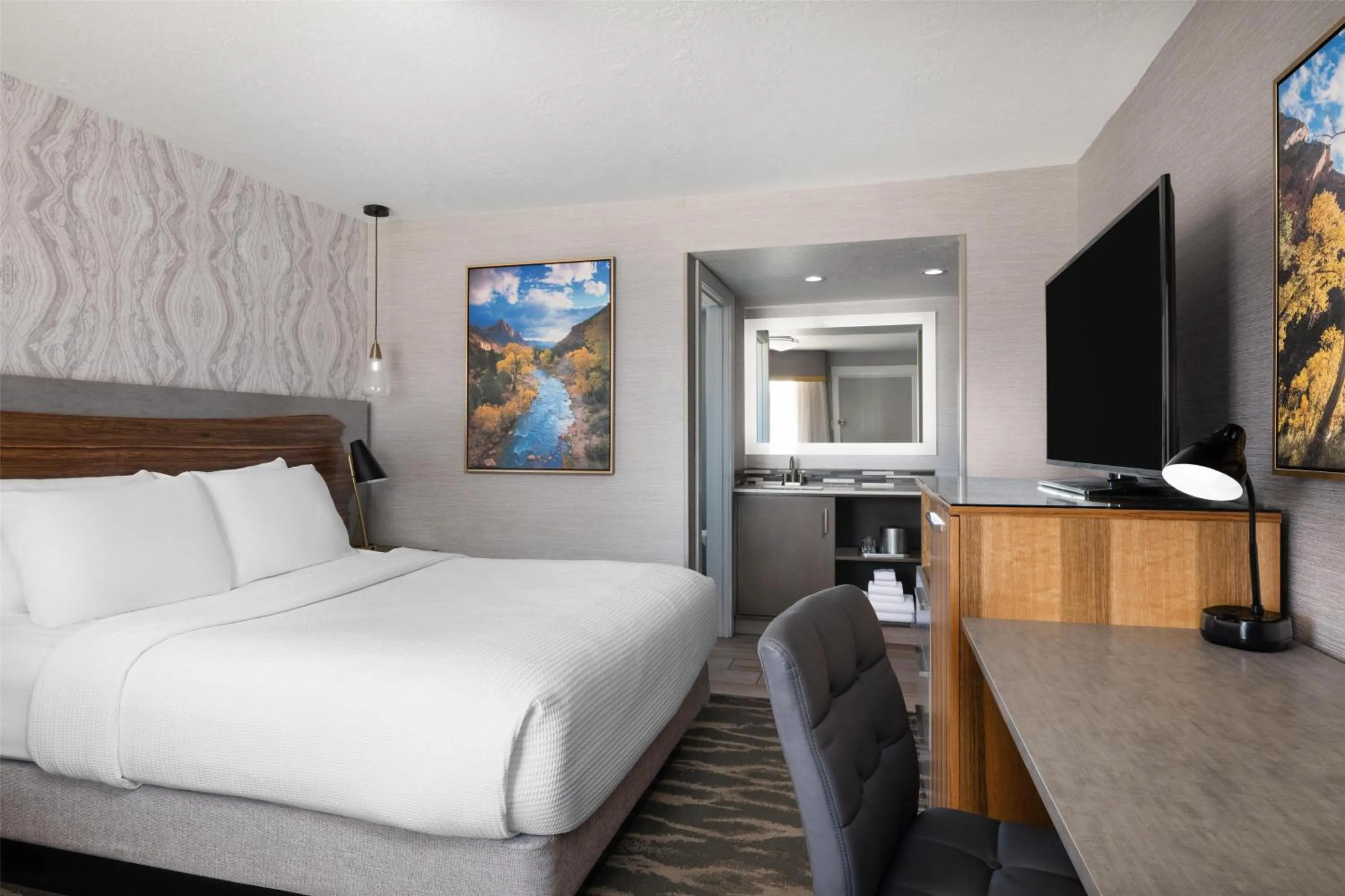 Bedroom, Bed in Aiden by Best Western St George