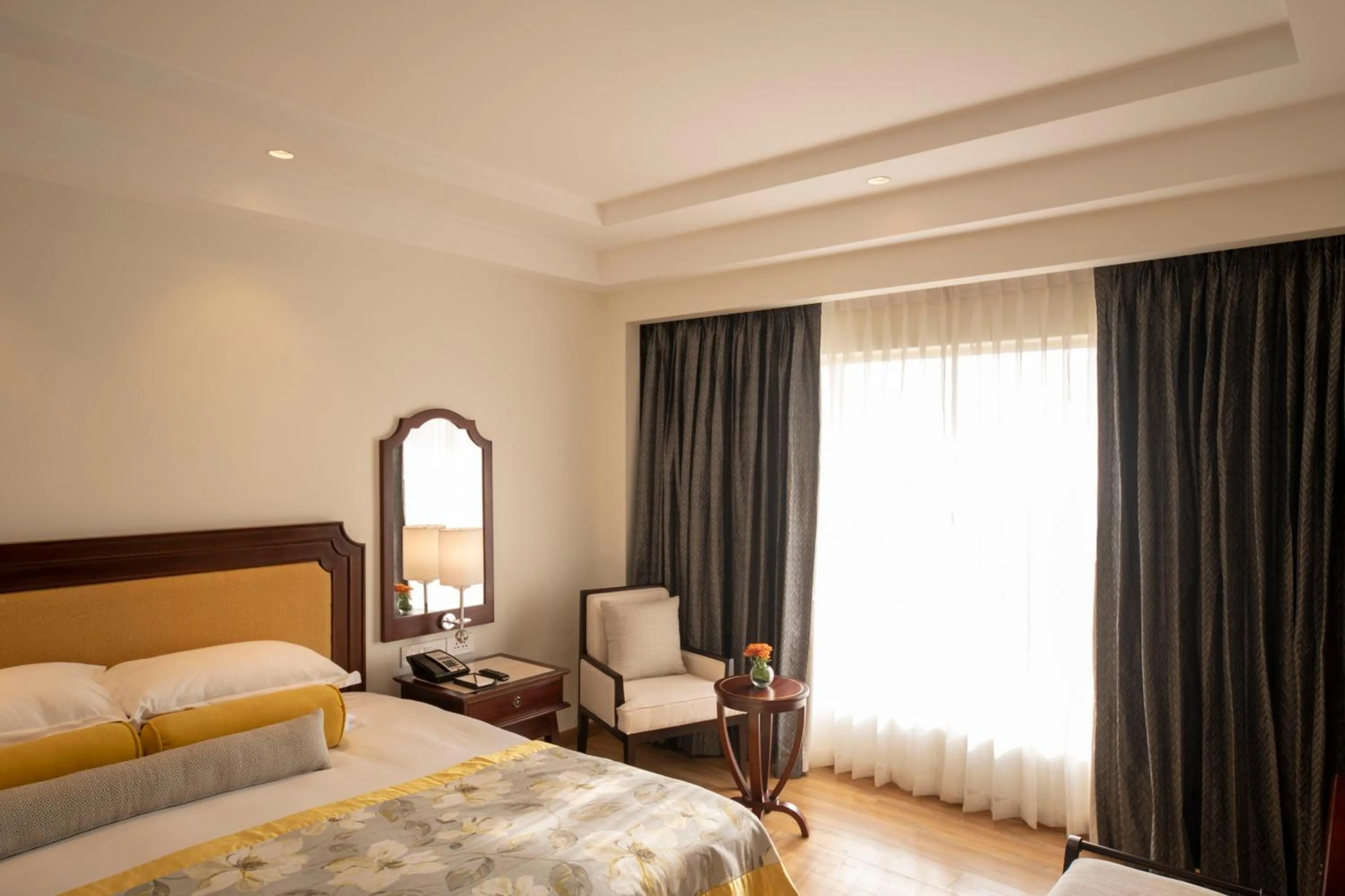 Bedroom, Bed in Taj Samudra, Colombo