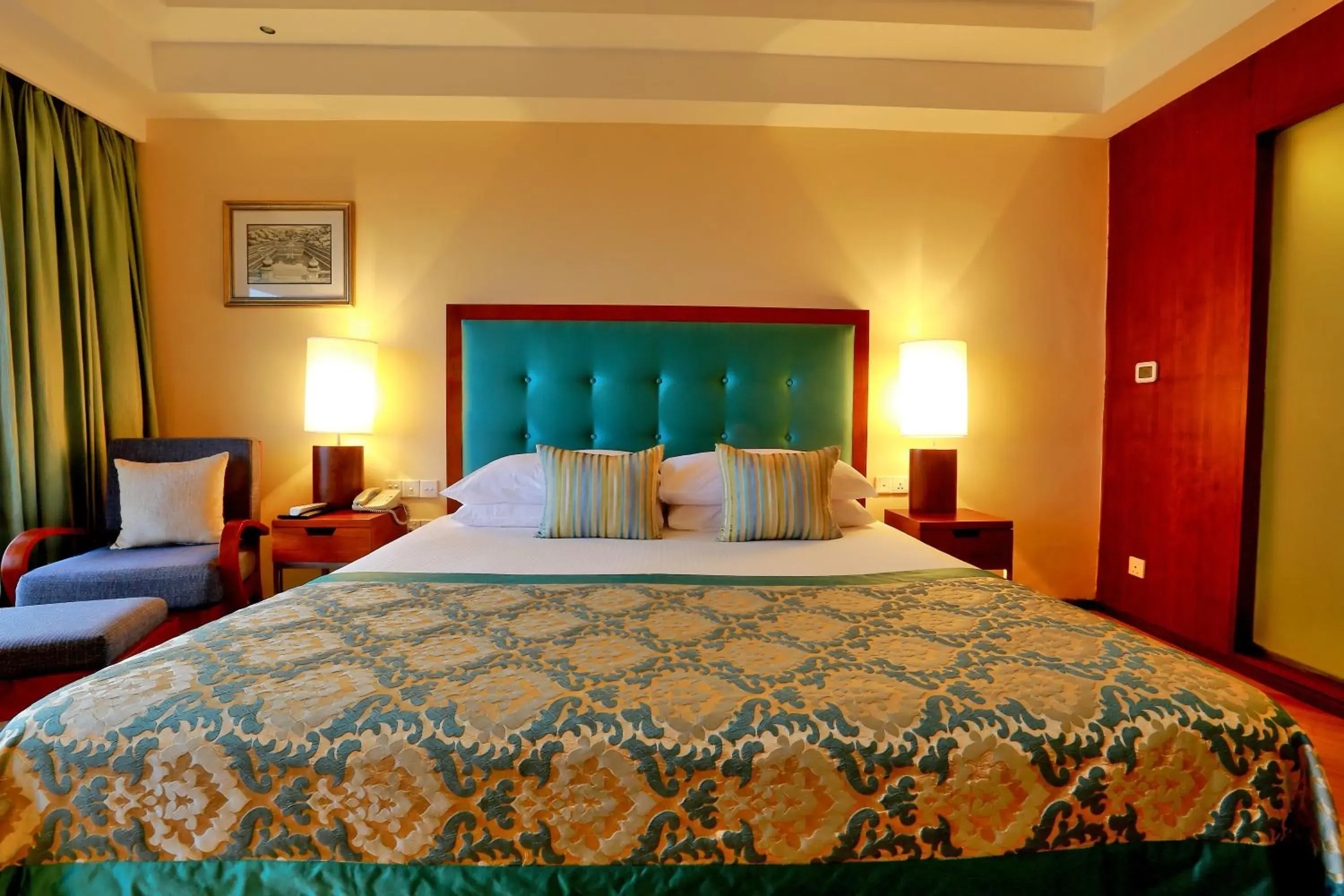 Sea view, Bed in Taj Samudra, Colombo Sea view, Bed in Taj Samudra, Colombo