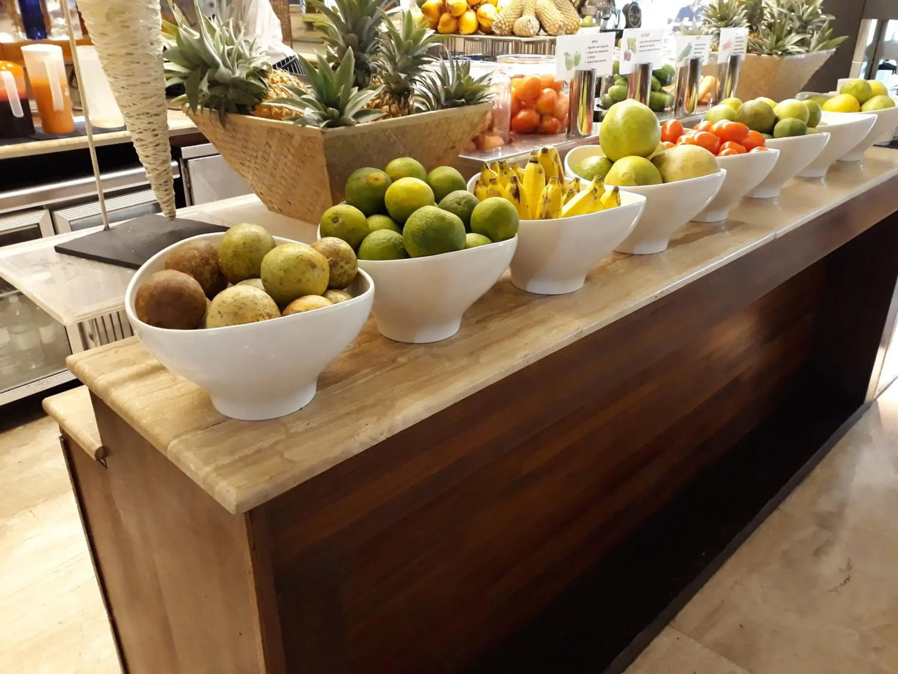 Buffet breakfast in Taj Samudra, Colombo Buffet breakfast in Taj Samudra, Colombo