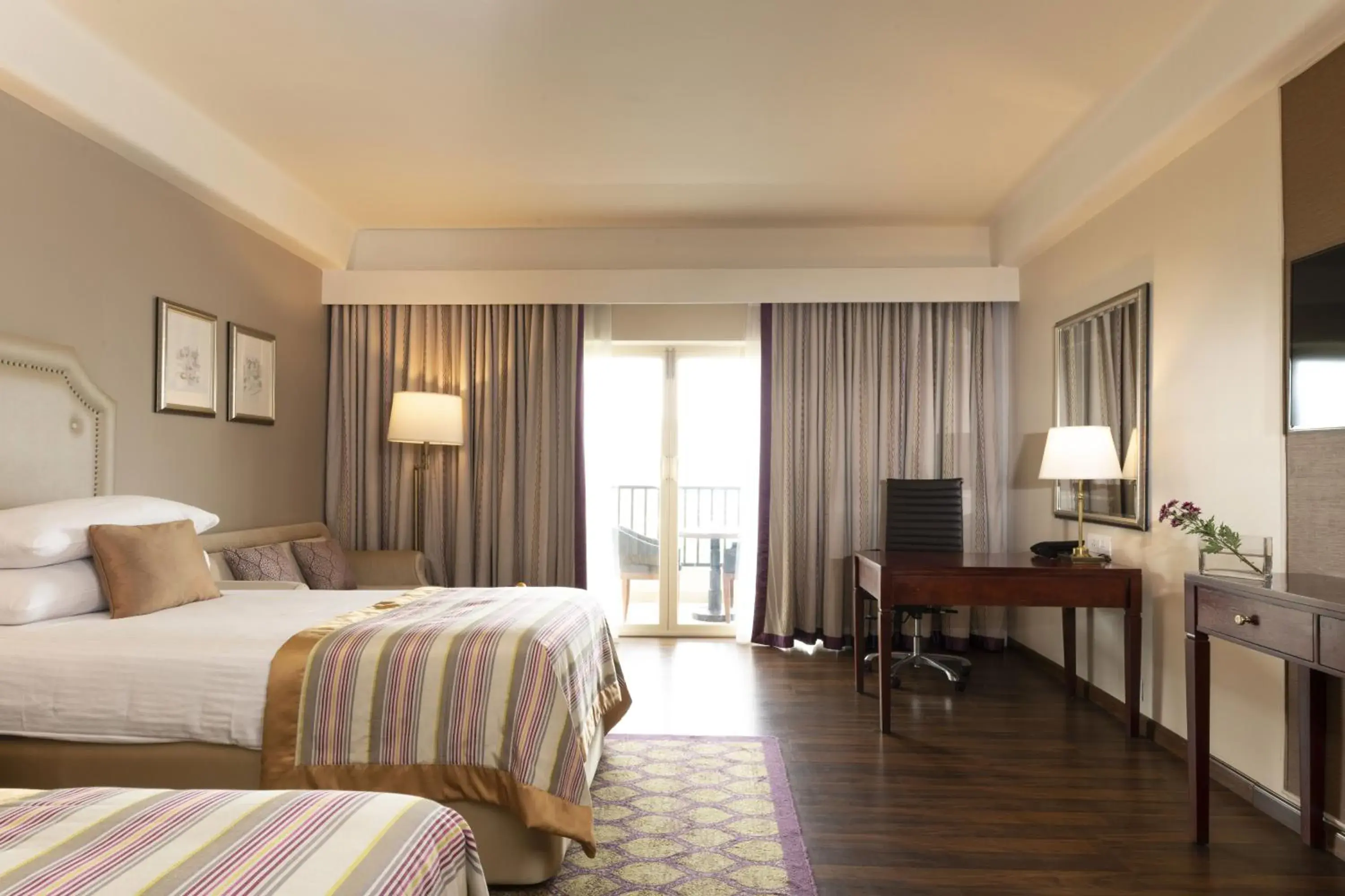 City view, Bed in Taj Samudra, Colombo City view, Bed in Taj Samudra, Colombo