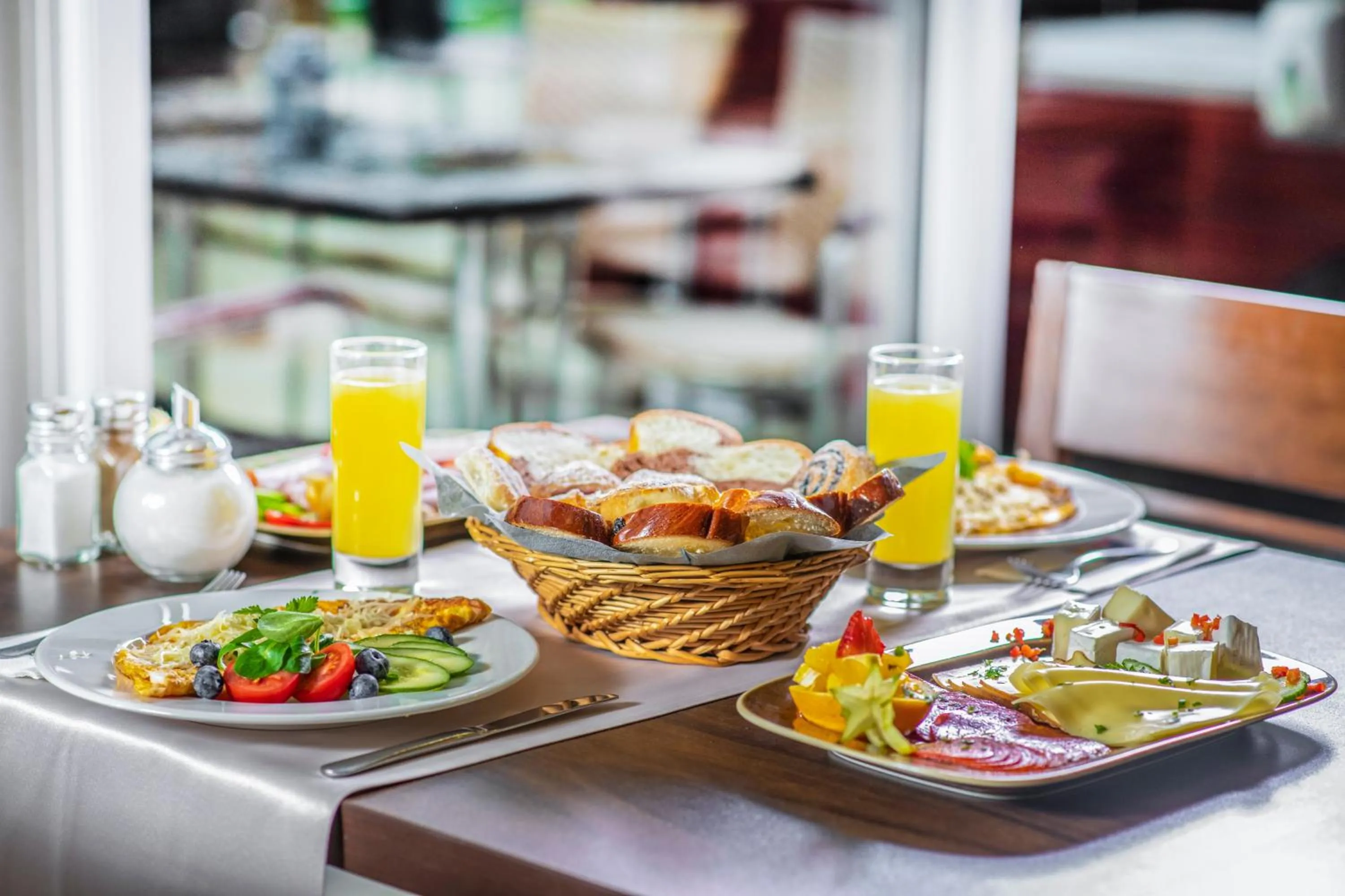 Food and drinks in Balneo Hotel Zsori Thermal & Wellness