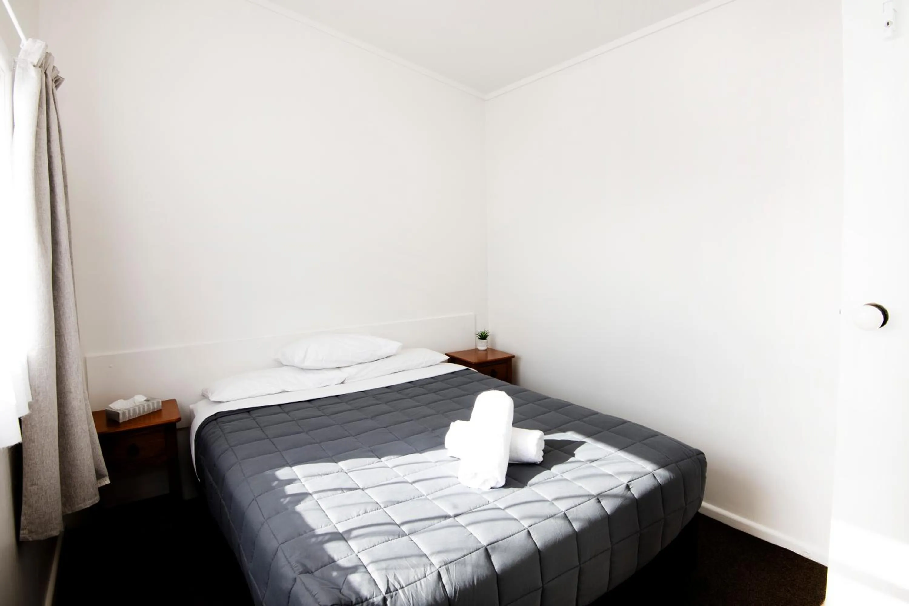 Bedroom, Bed in Spanish Lady Motel