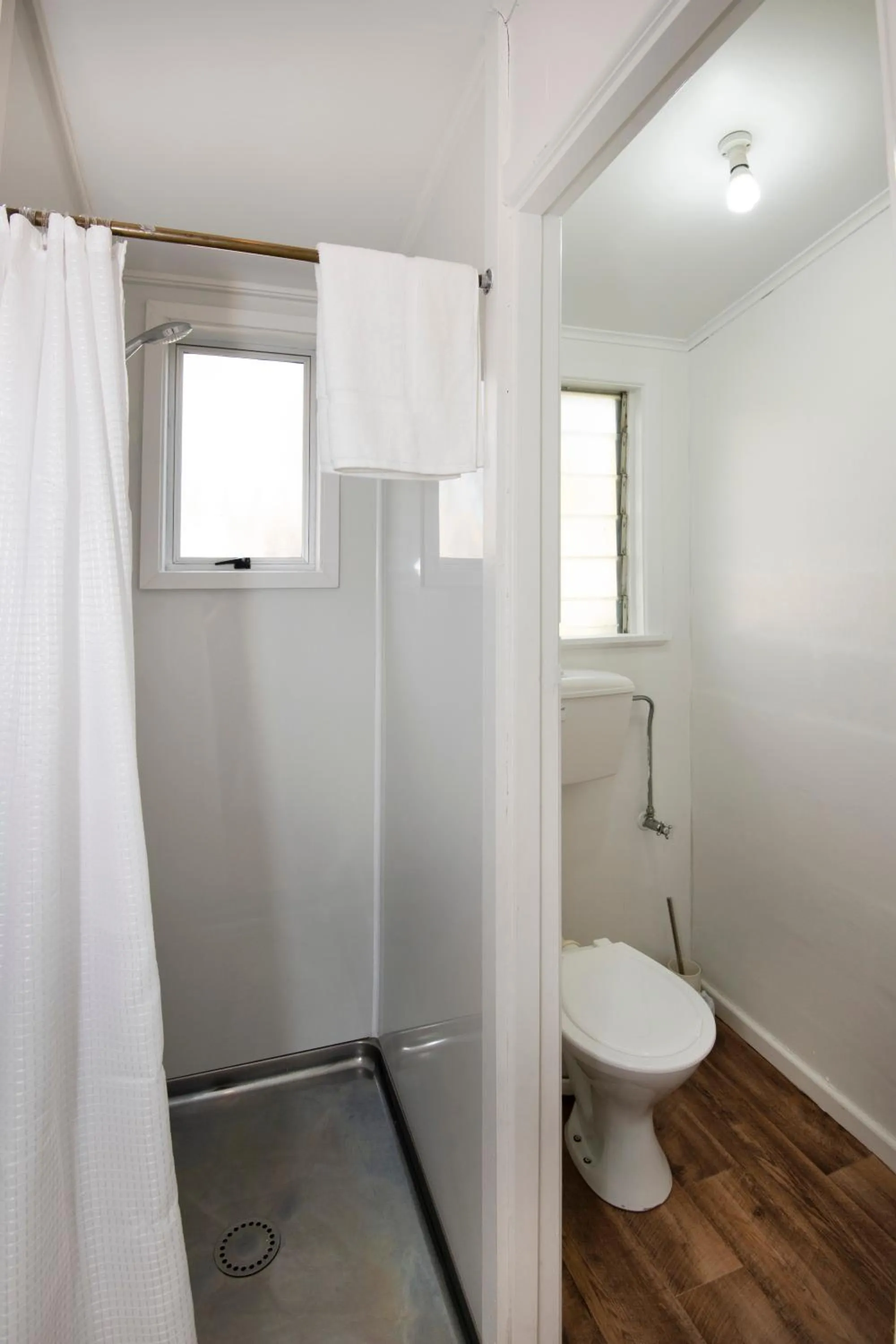 Shower in Spanish Lady Motel