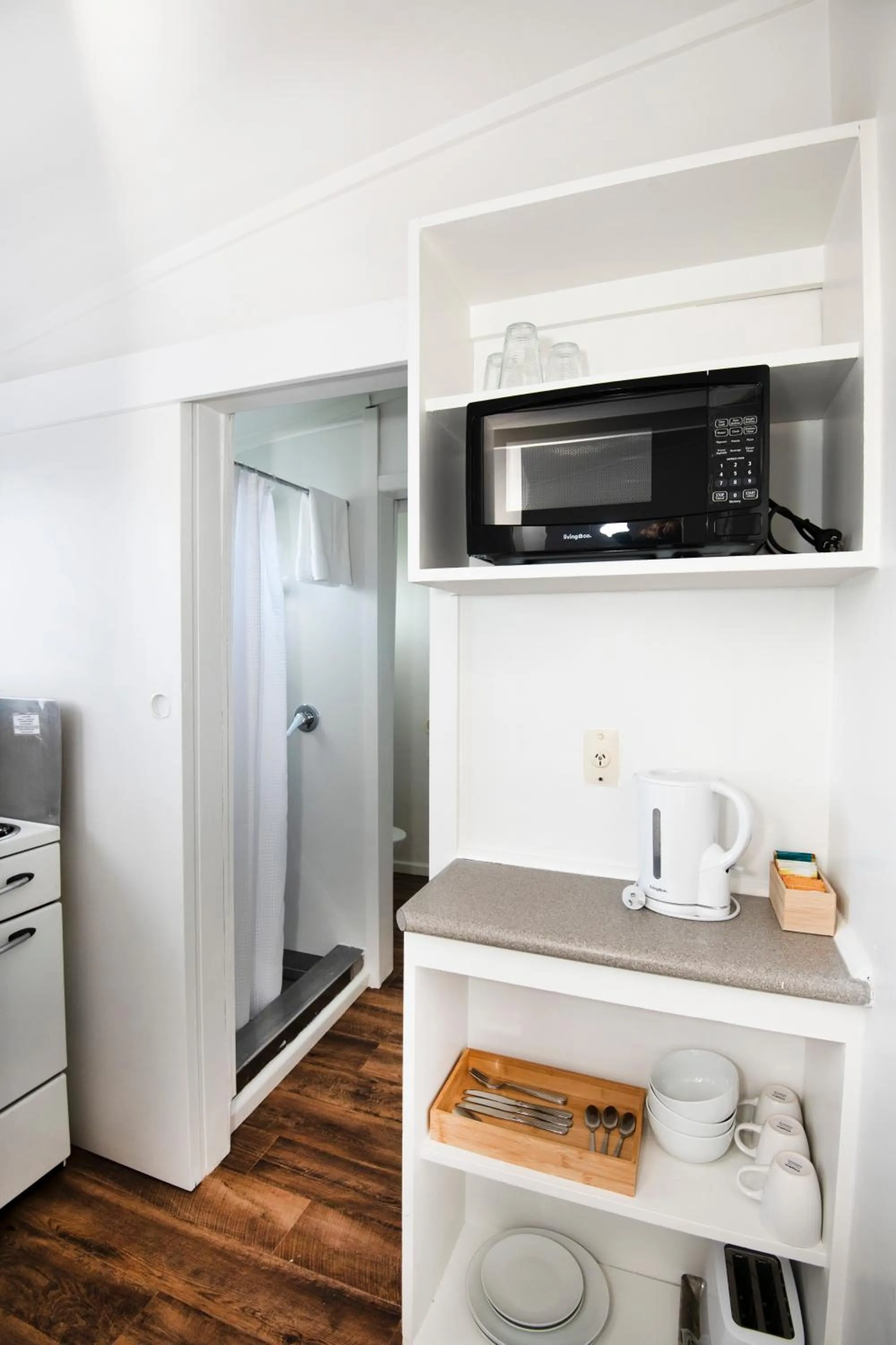 Shower in Spanish Lady Motel