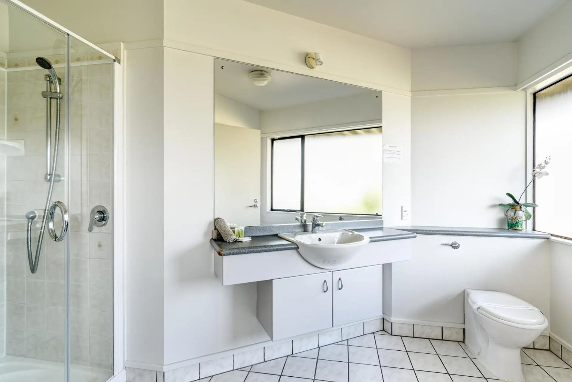 Bathroom in The Beachcomber Hotel