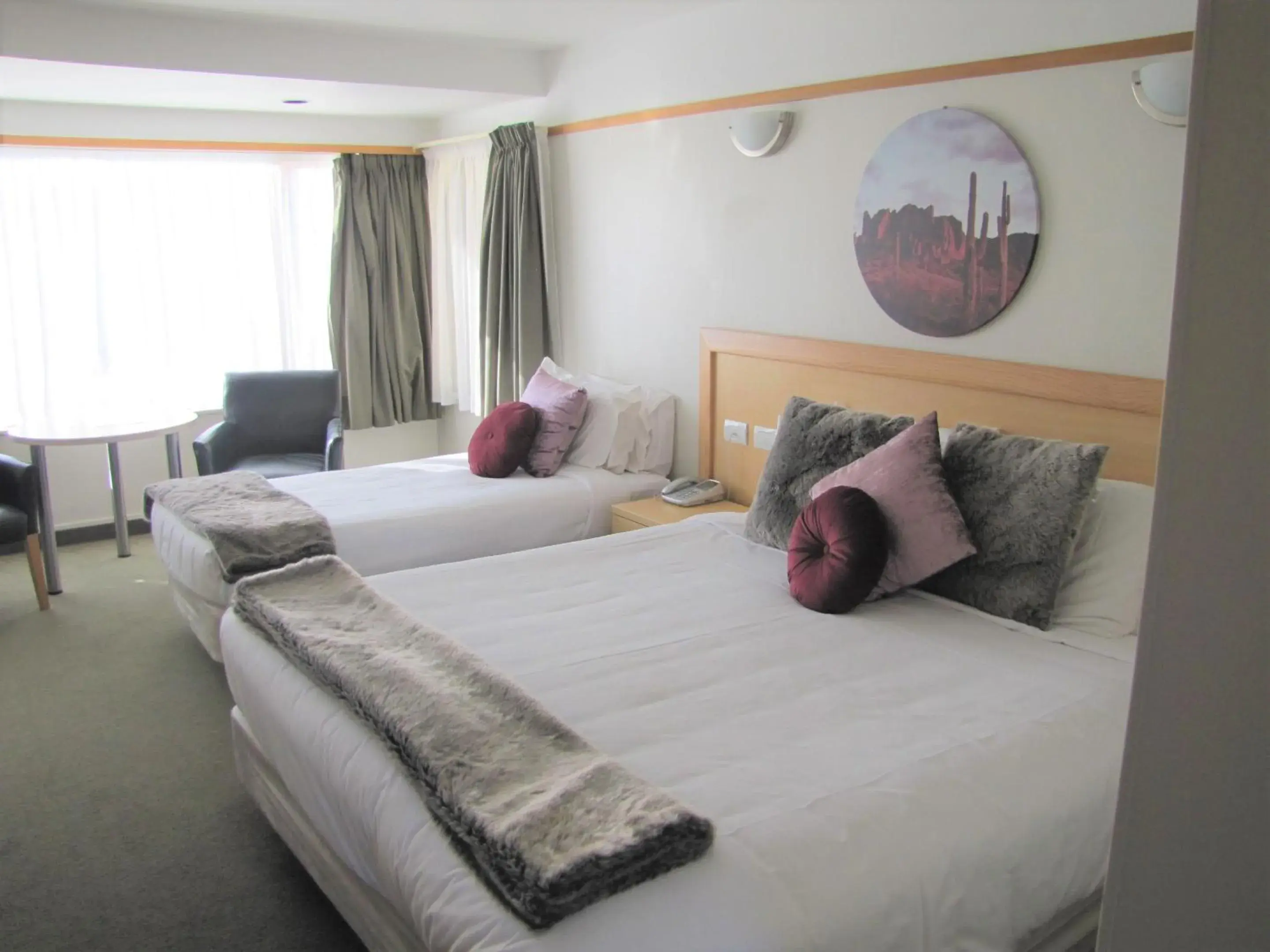 Bedroom, Bed in The Beachcomber Hotel Bedroom, Bed in The Beachcomber Hotel