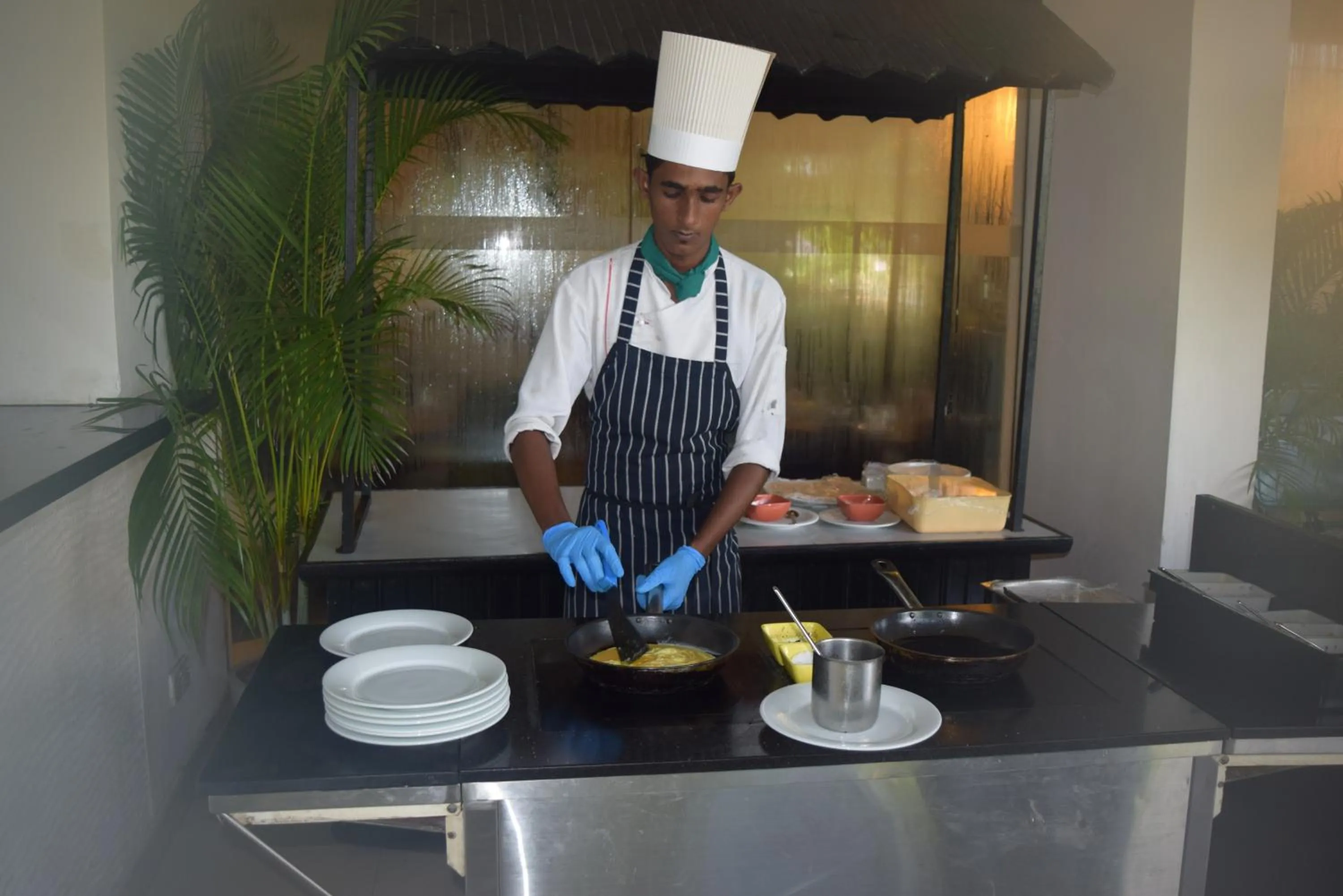 Restaurant/places to eat in Vivanta Colombo, Airport Garden