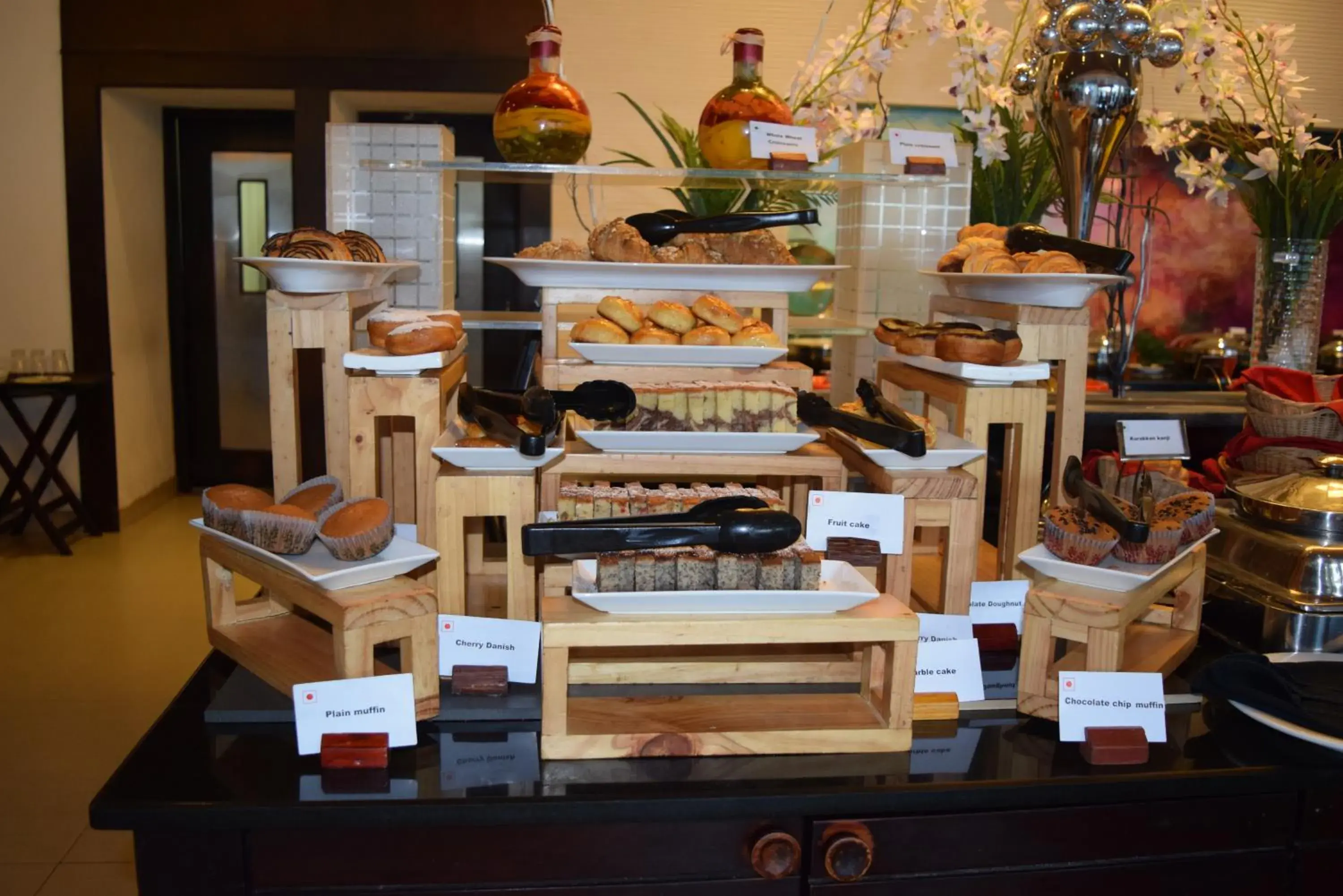 Restaurant/places to eat in Vivanta Colombo, Airport Garden Restaurant/places to eat in Vivanta Colombo, Airport Garden