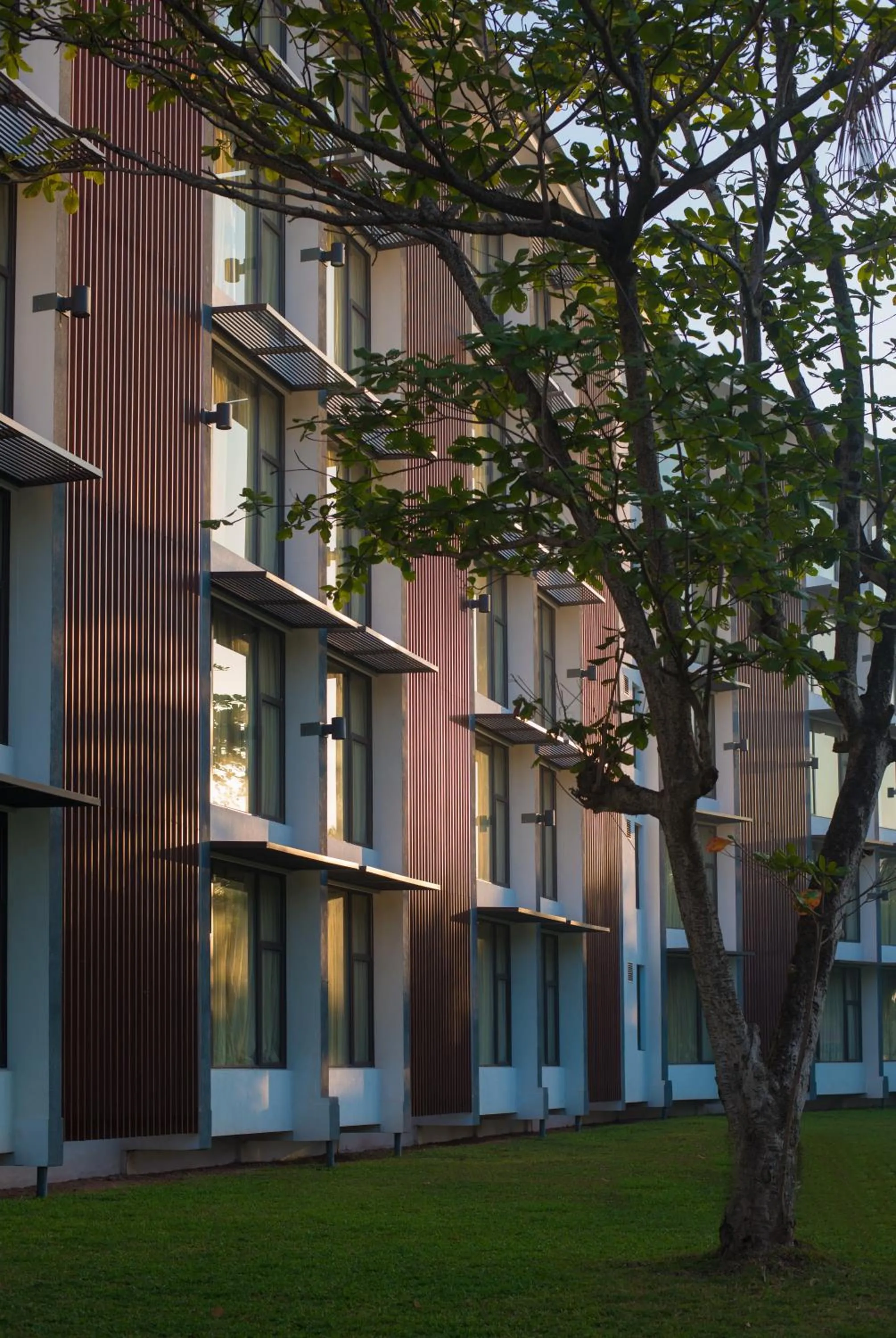 Facade/entrance in Vivanta Colombo, Airport Garden