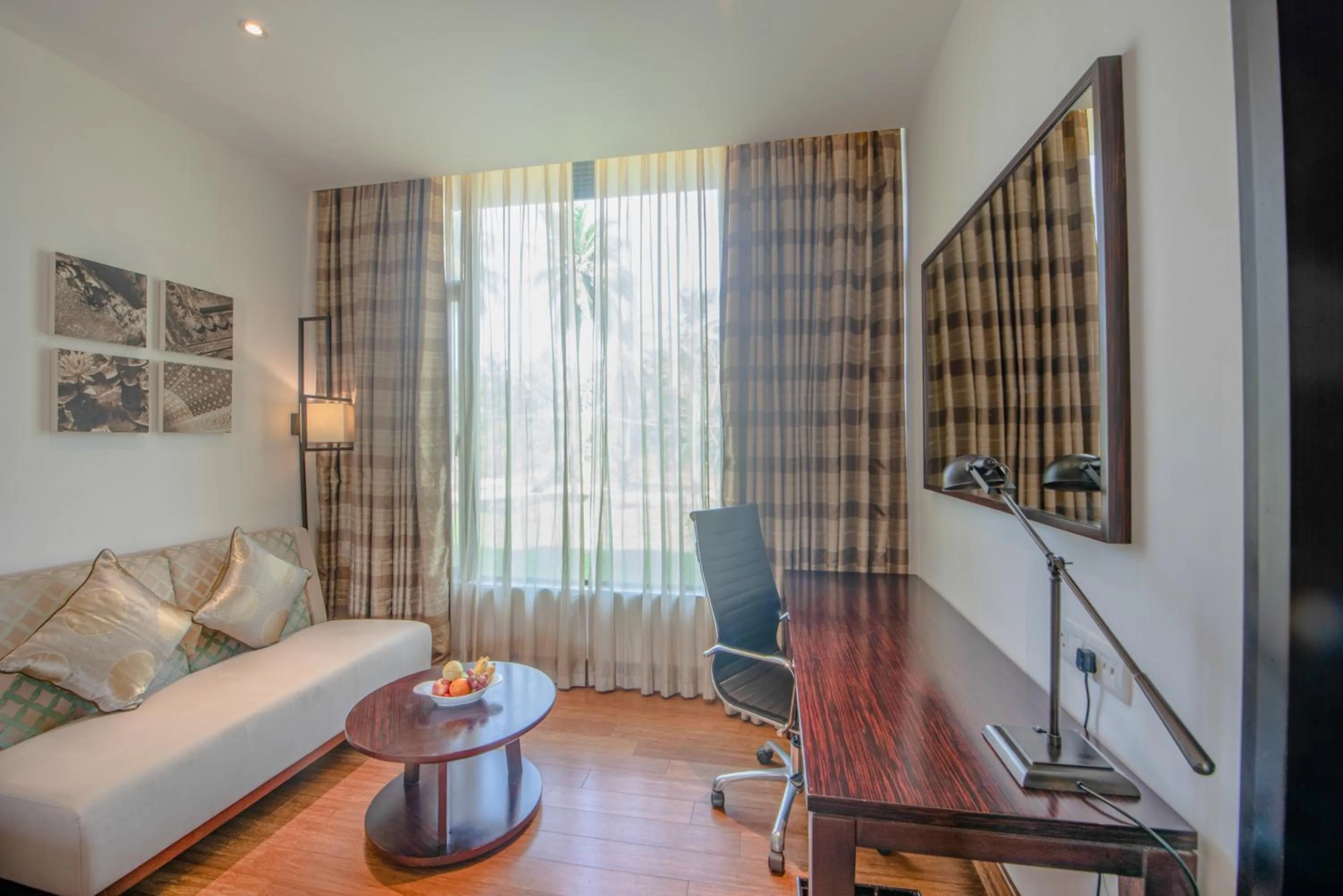 Vivanta Colombo, Airport Garden