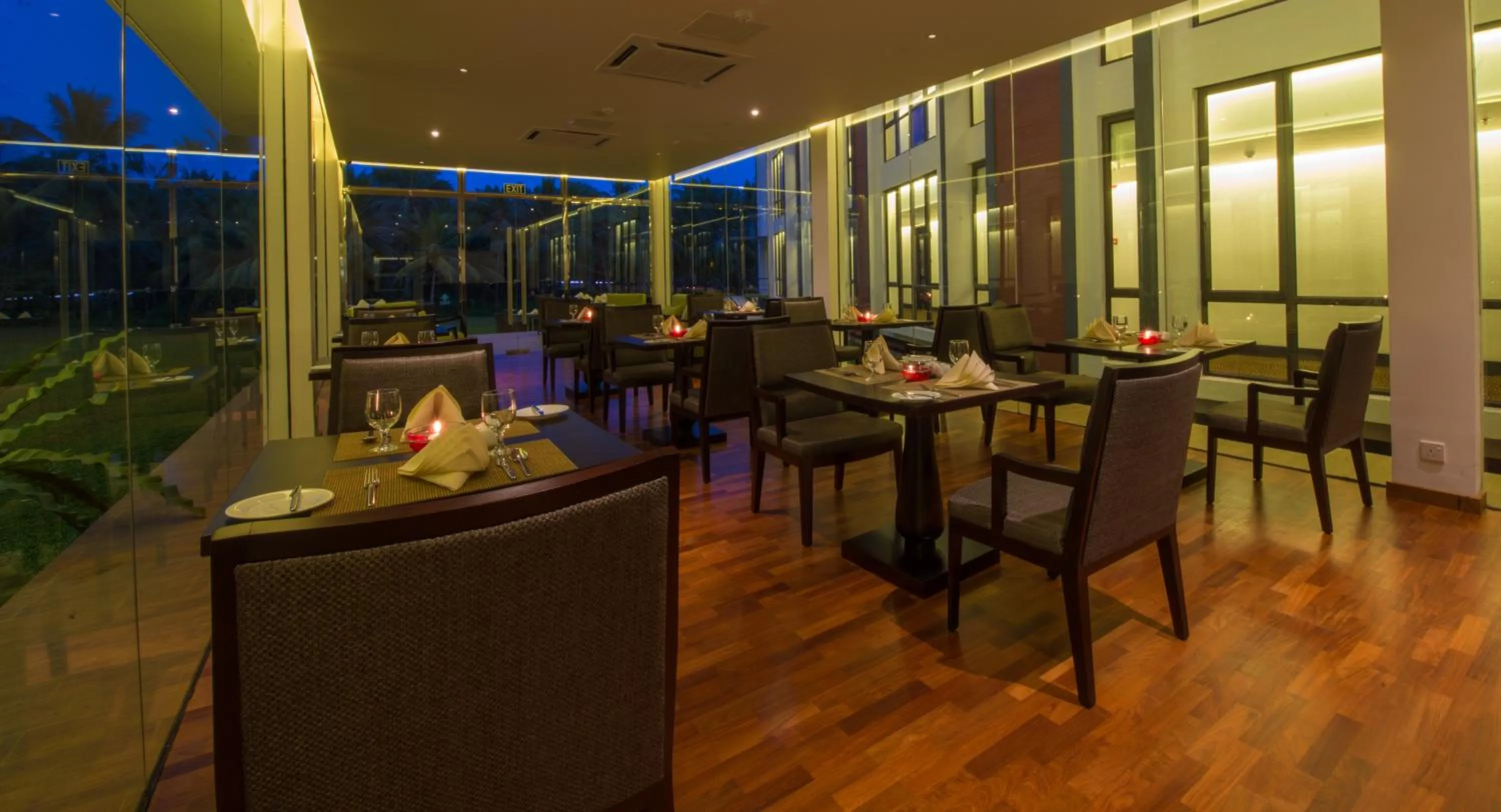 Restaurant/places to eat in Vivanta Colombo, Airport Garden